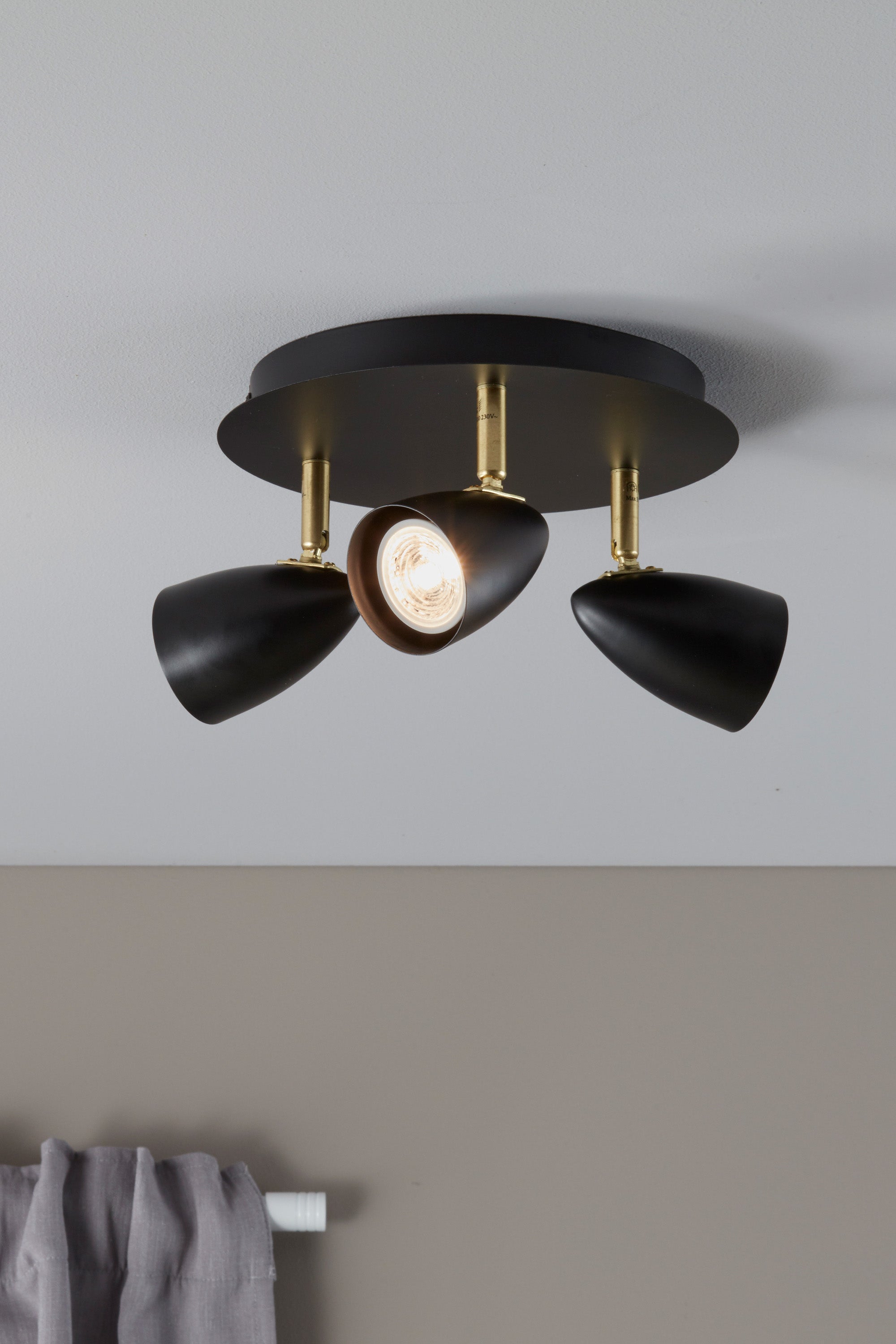 CIRO taklampa 3L Black/Brass