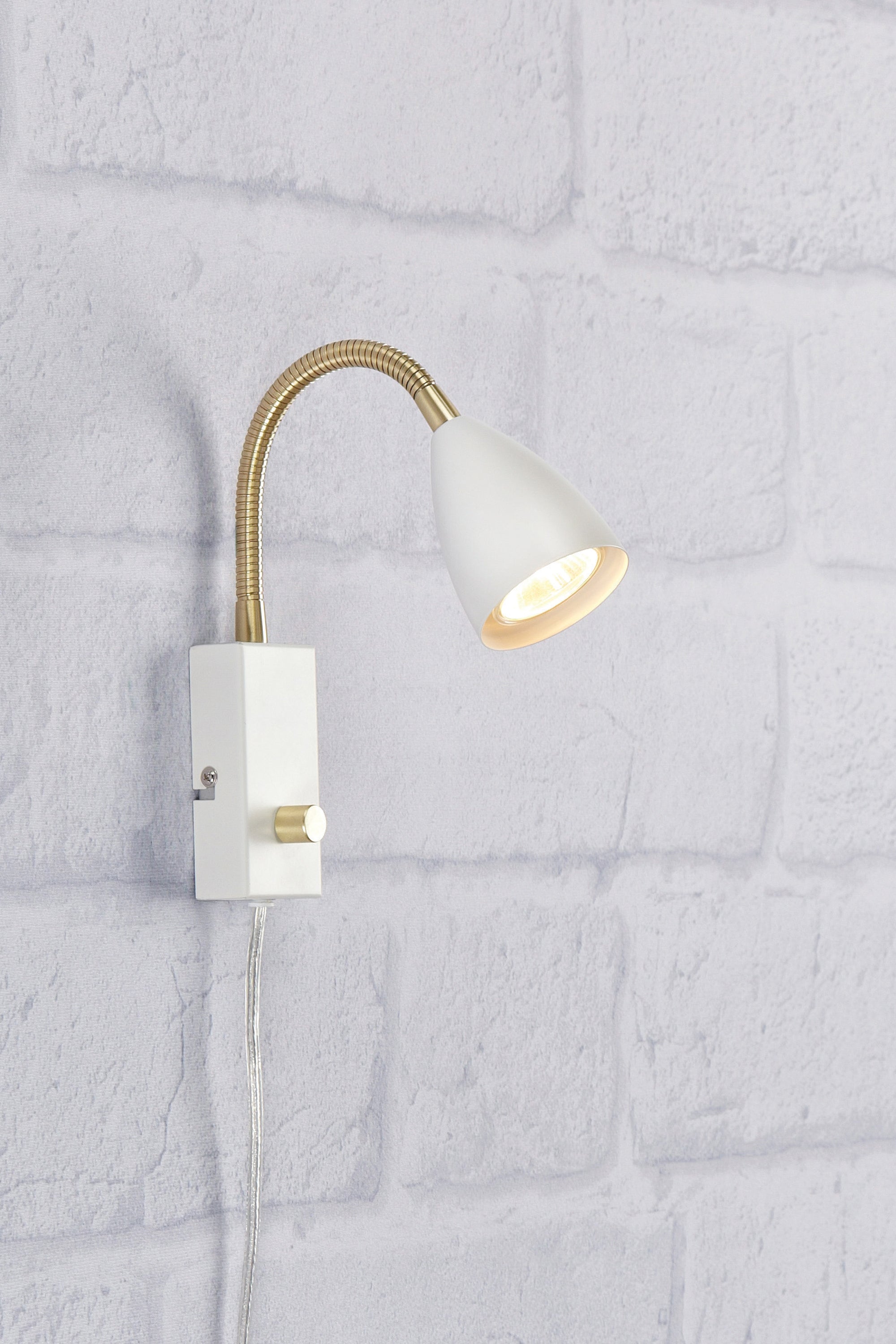 CIRO vägglampa 1L Flex White/Brass