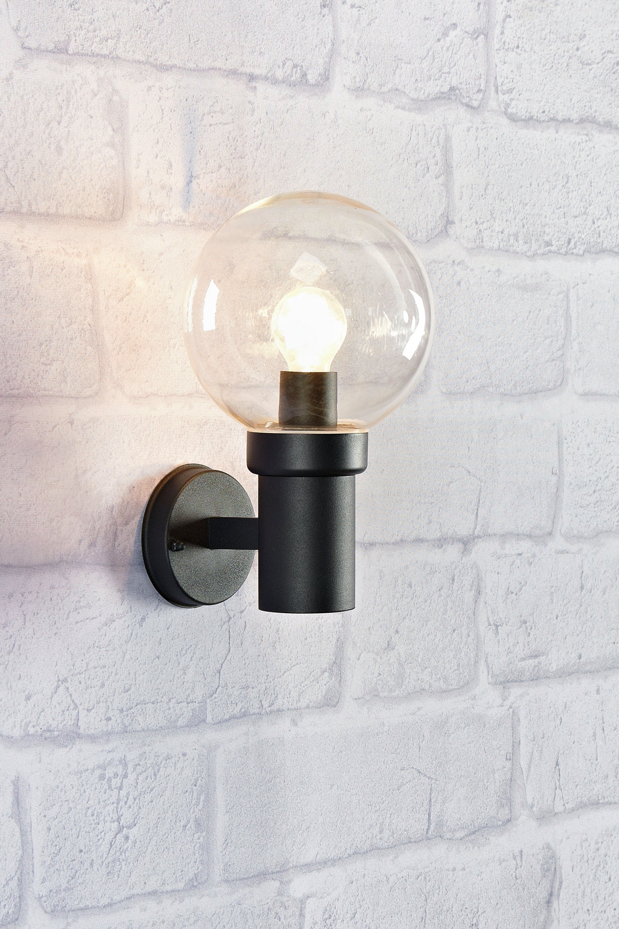 CARIS vägglampa 1L Black