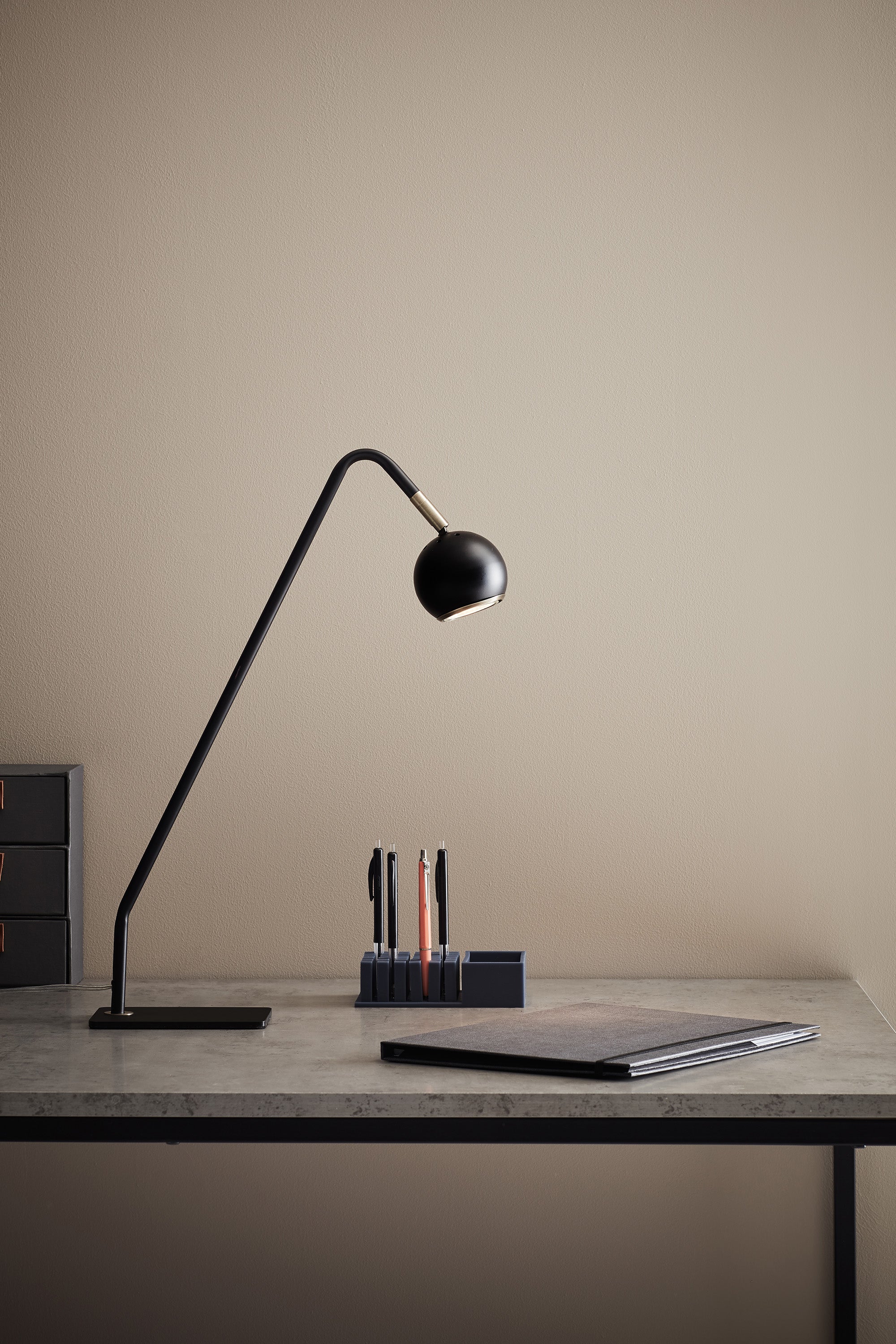 COCO bordslampa 1L Black