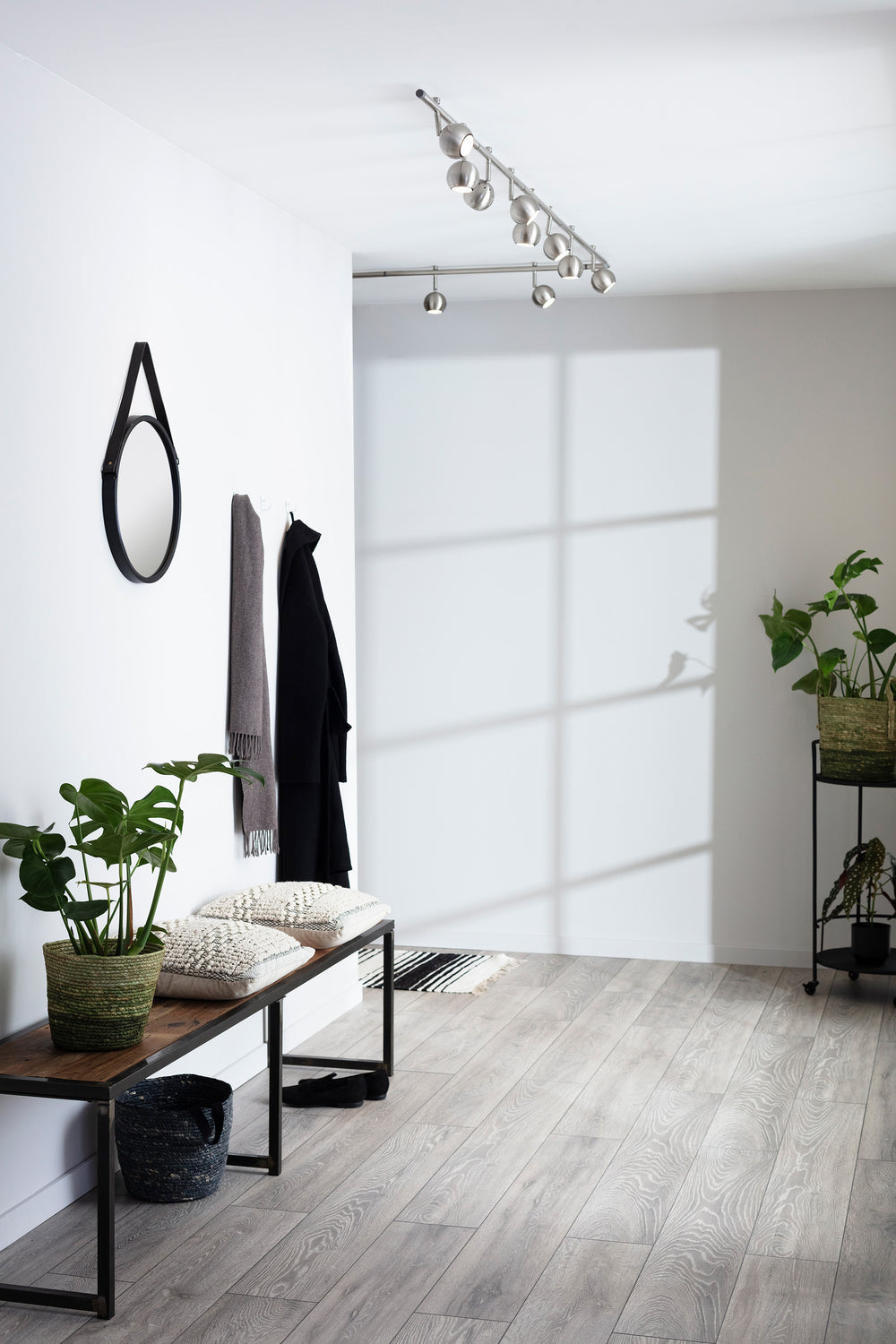 EXPAND Spot 2L 50cm Gu10 Round Steel