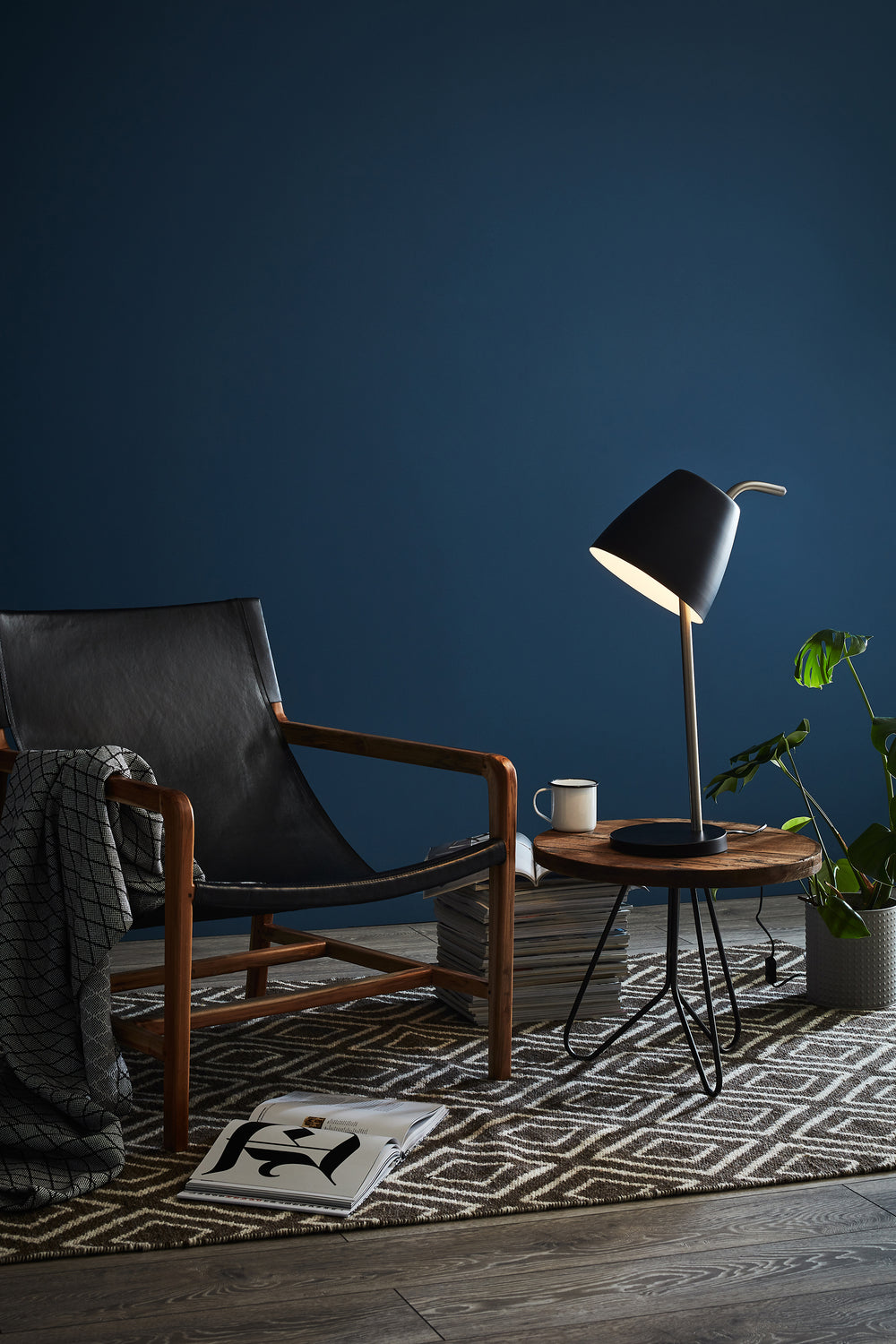 SPIN pöytävalaisin 1L Black/Steel