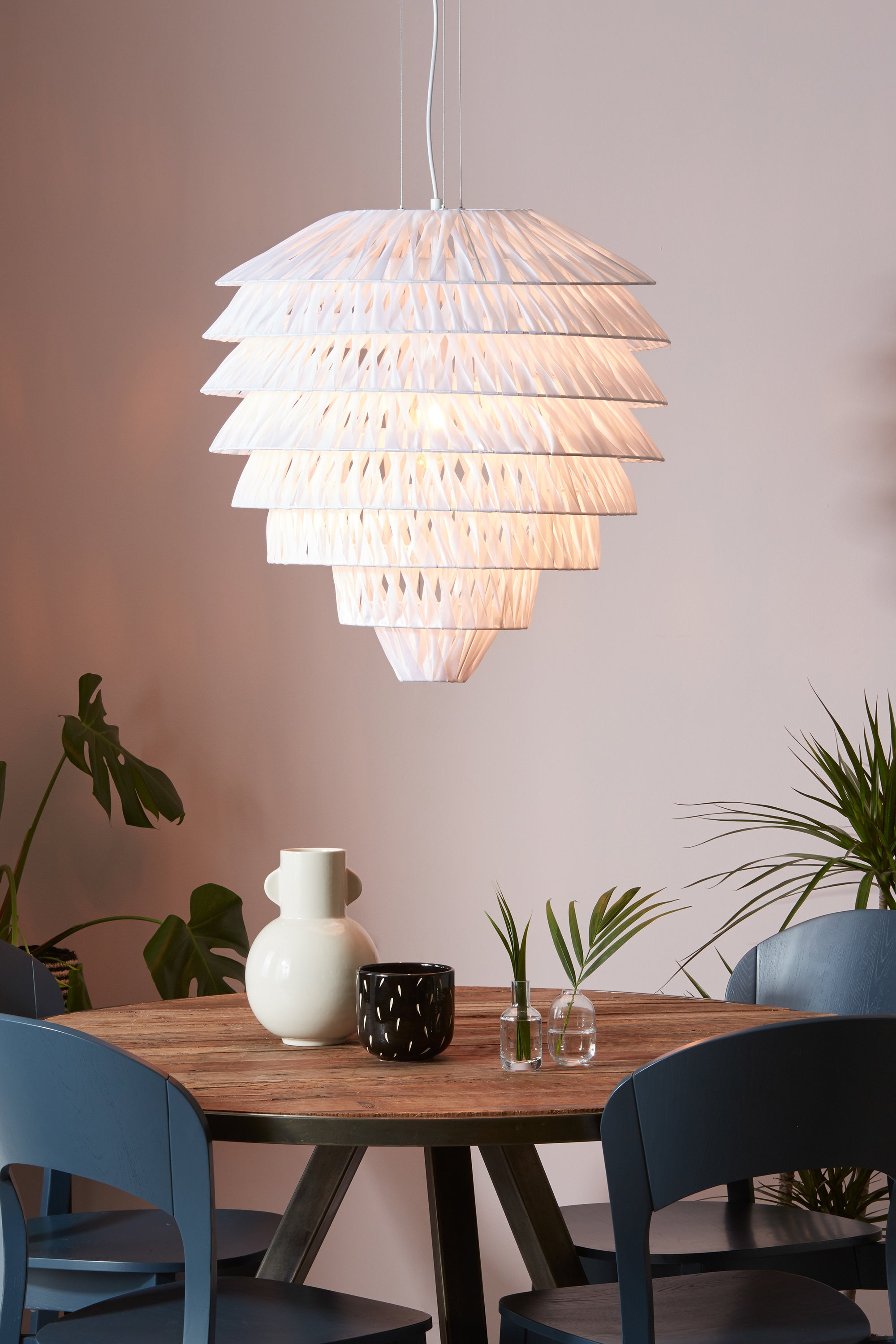DORSIA riippuvalaisin 1L White