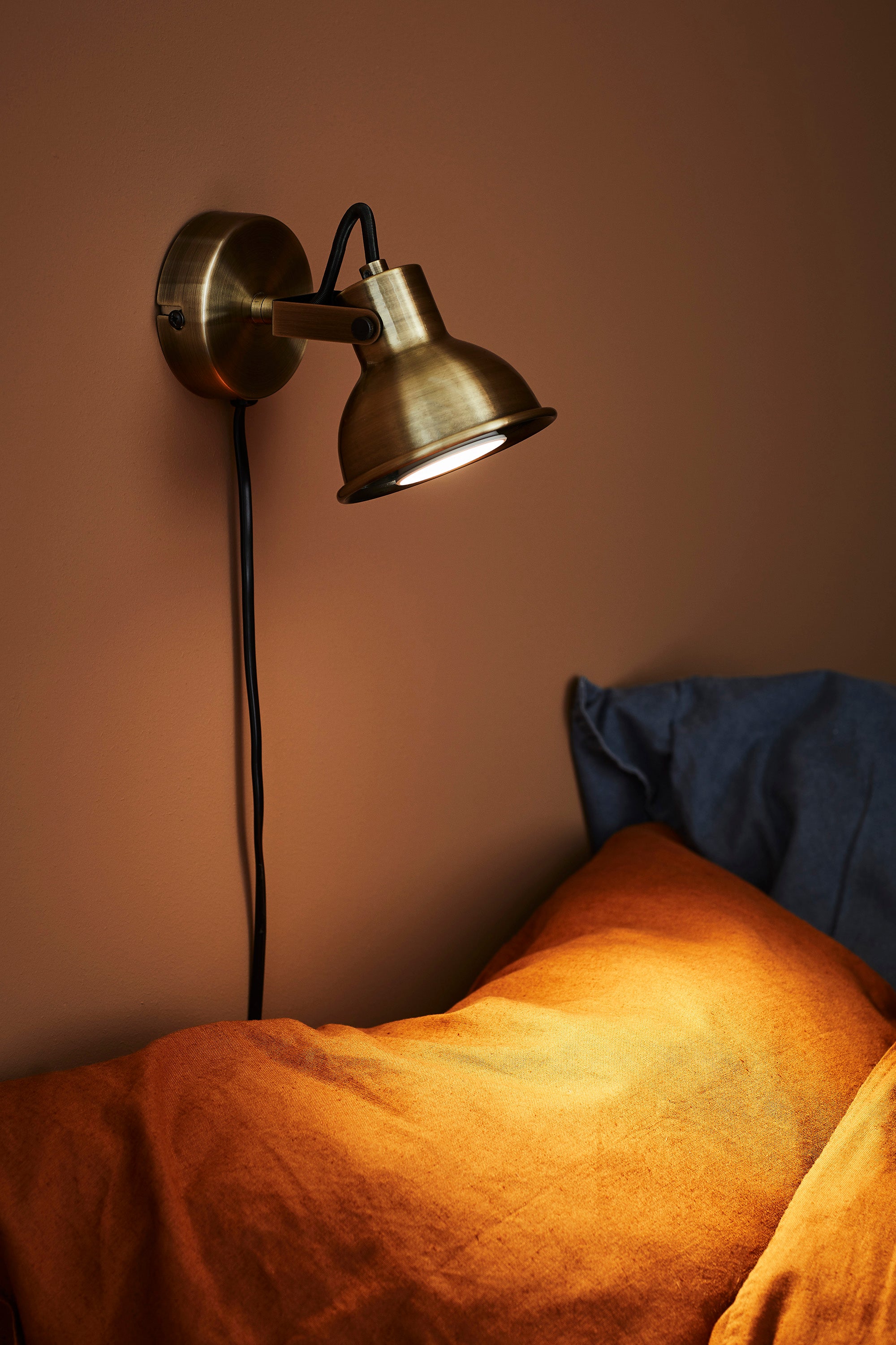 ROCCO vägglampa 1L Antique