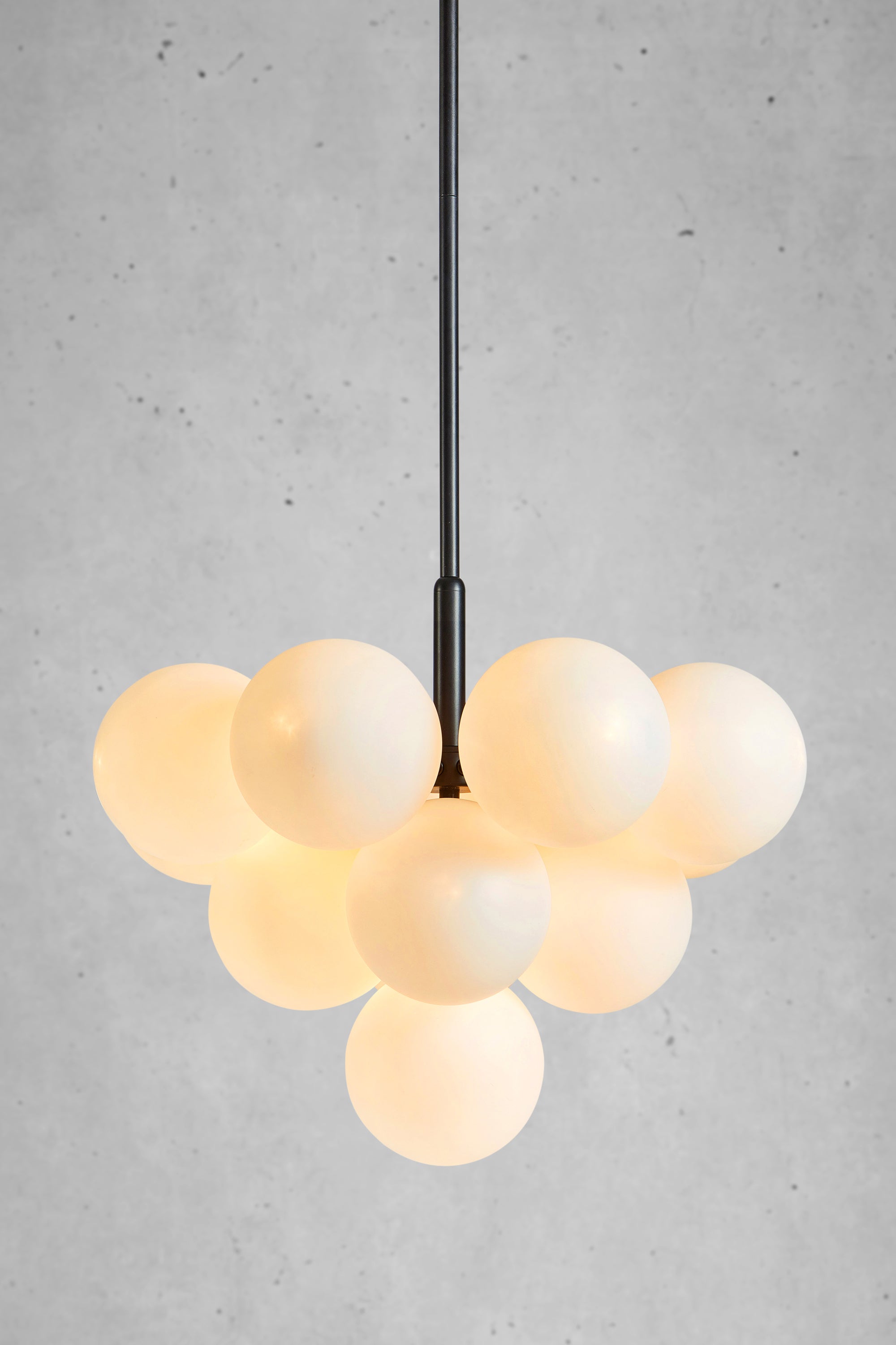 MERLOT taklampa 13L Black/White