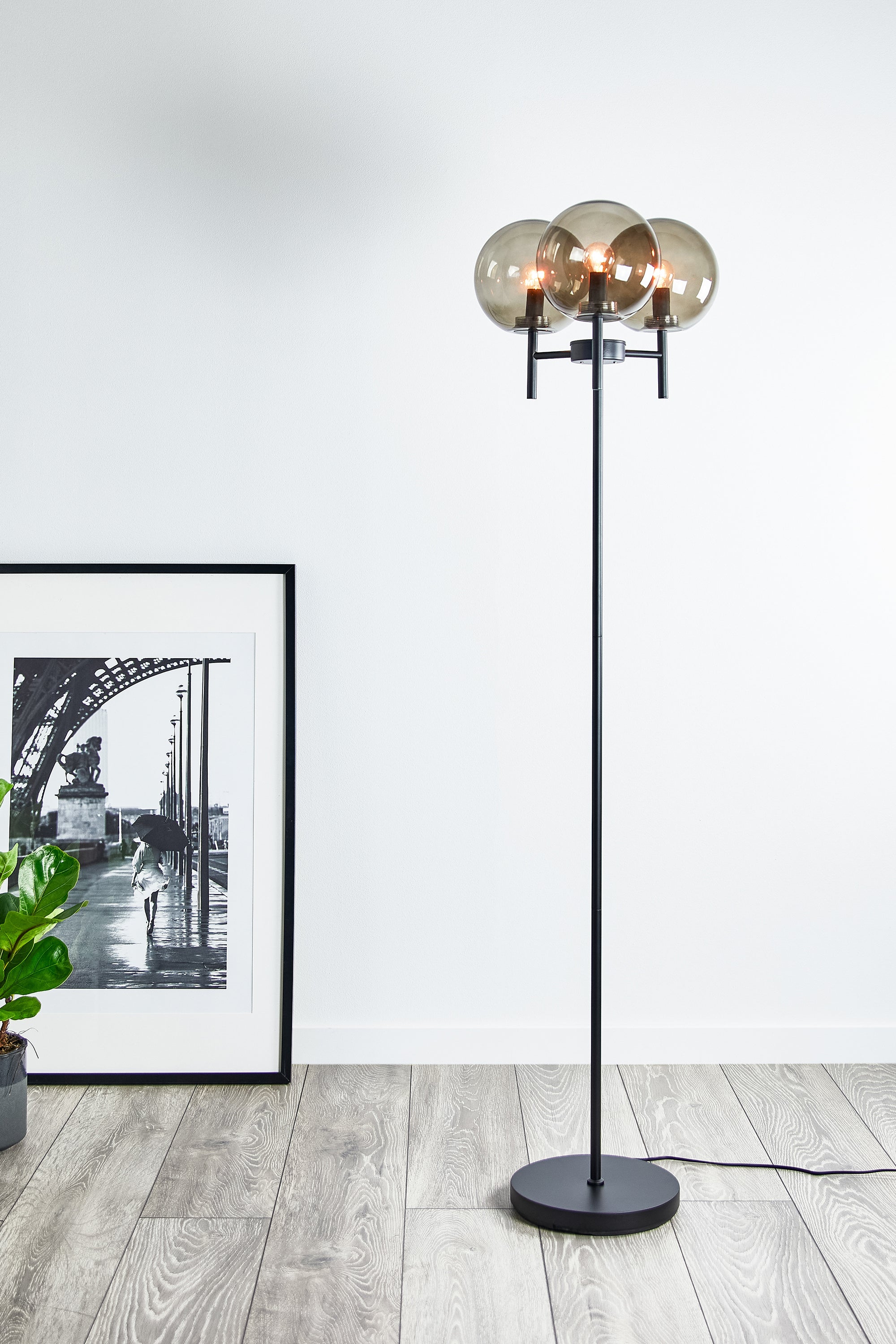 takkrona golvlampa 3L Black/Smoke