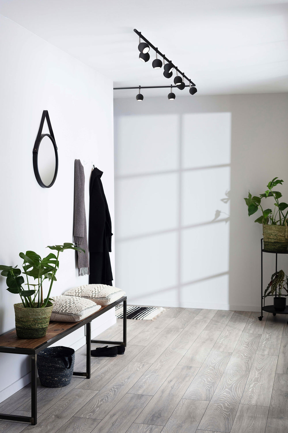 EXPAND Spot 2L 50cm Gu10 Round Black