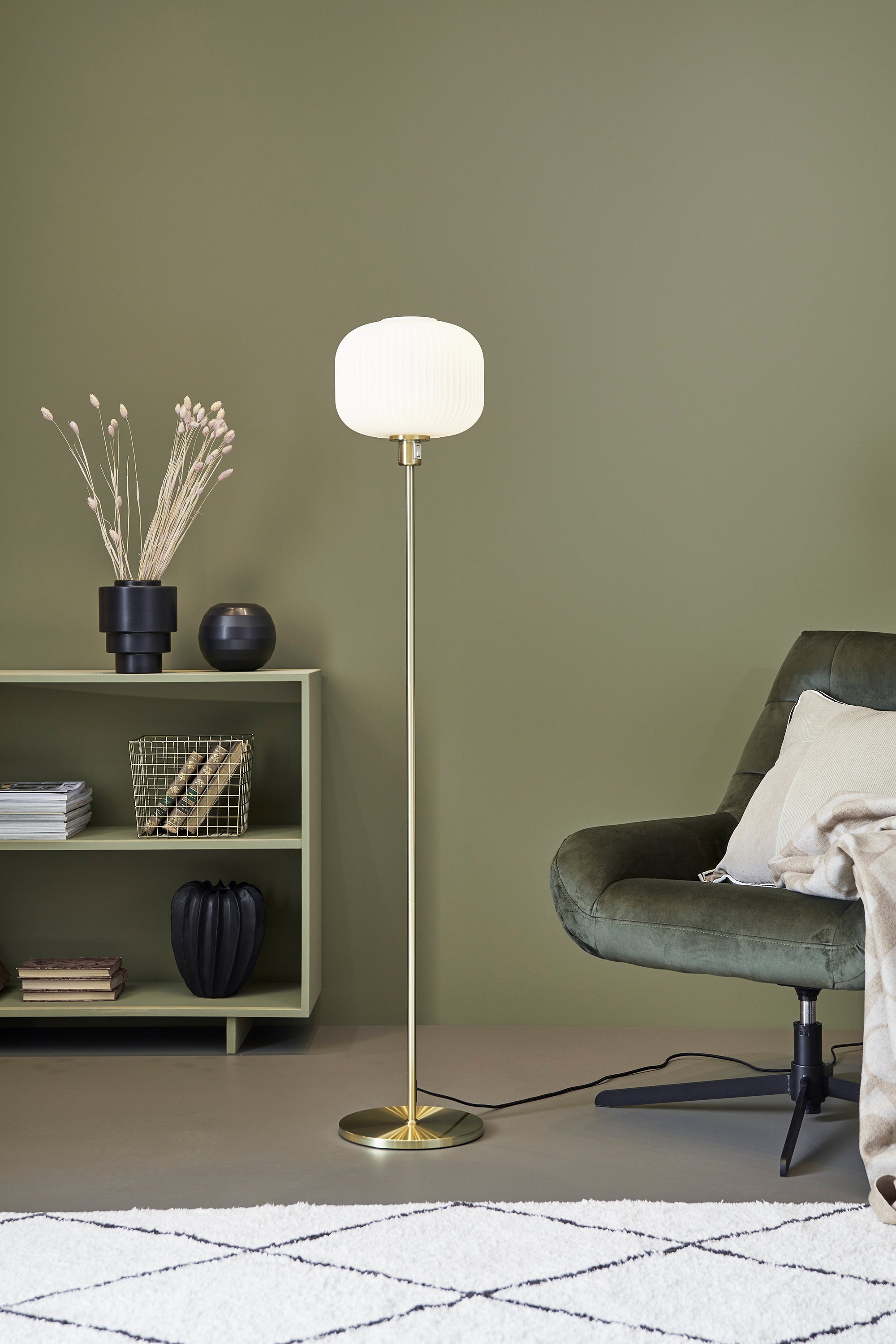 SOBER golvlampa Brushed Brass/White