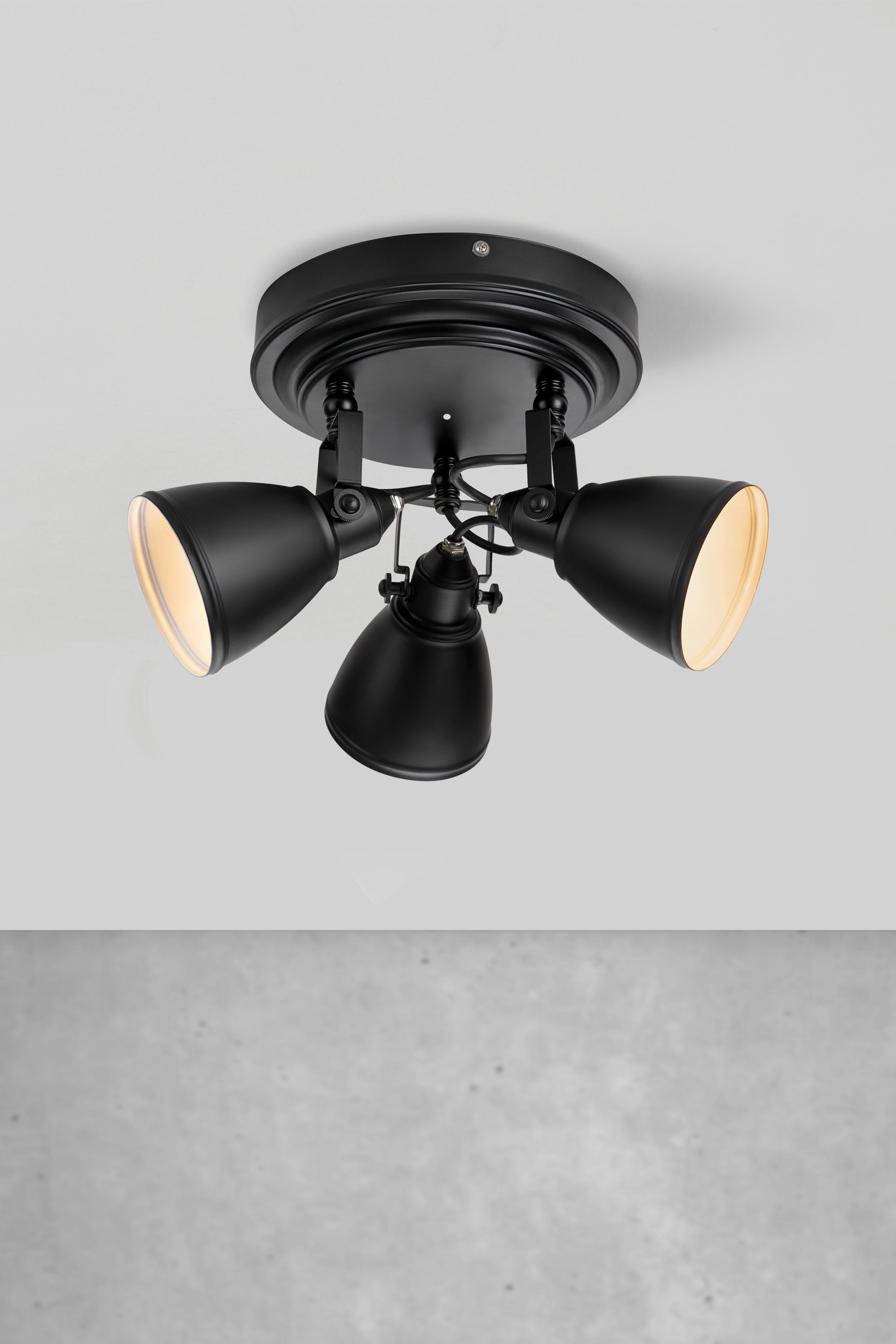 FJÄLLBACKA taklampa 3L Black IP44