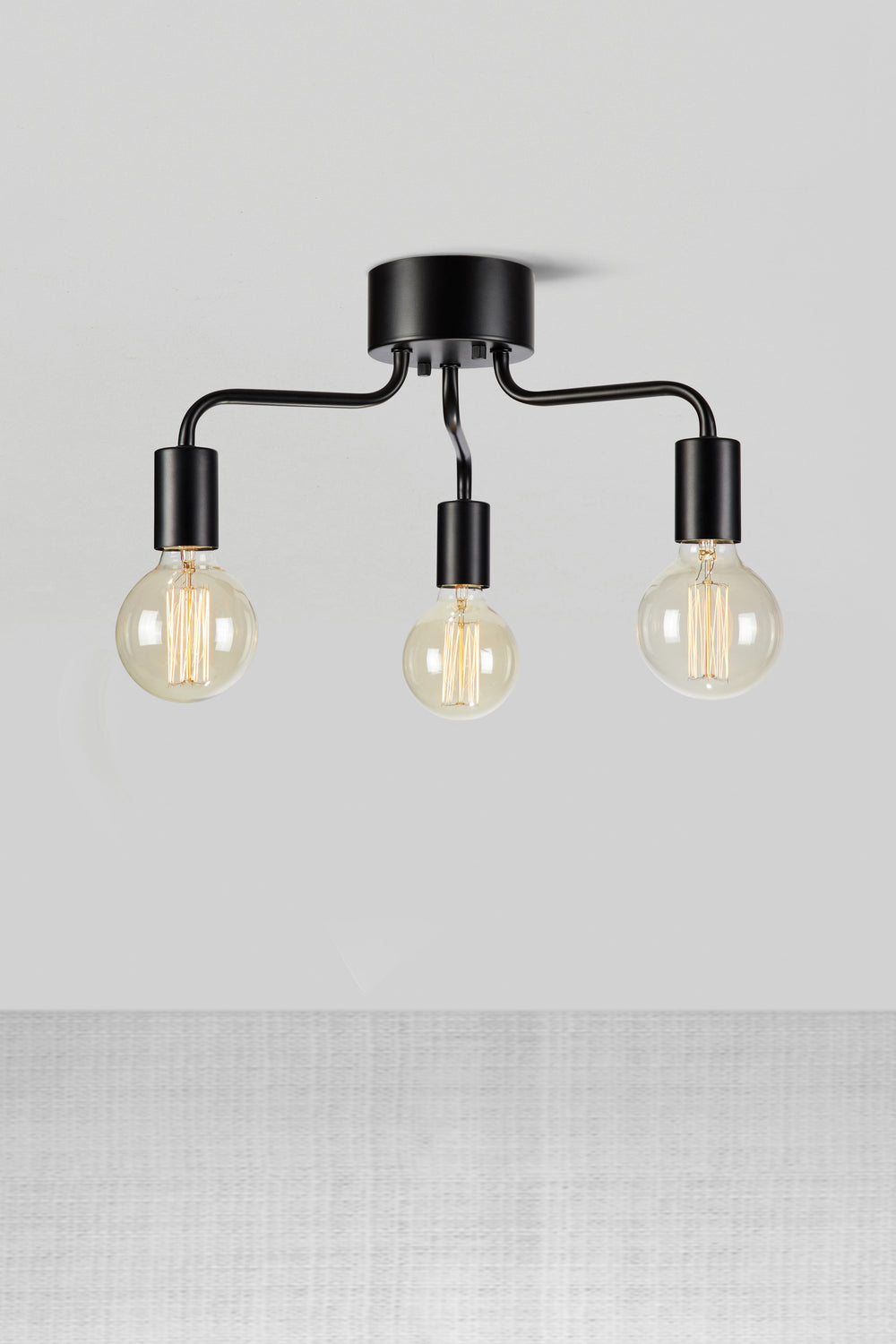 AVERY kattovalaisin 3L Black