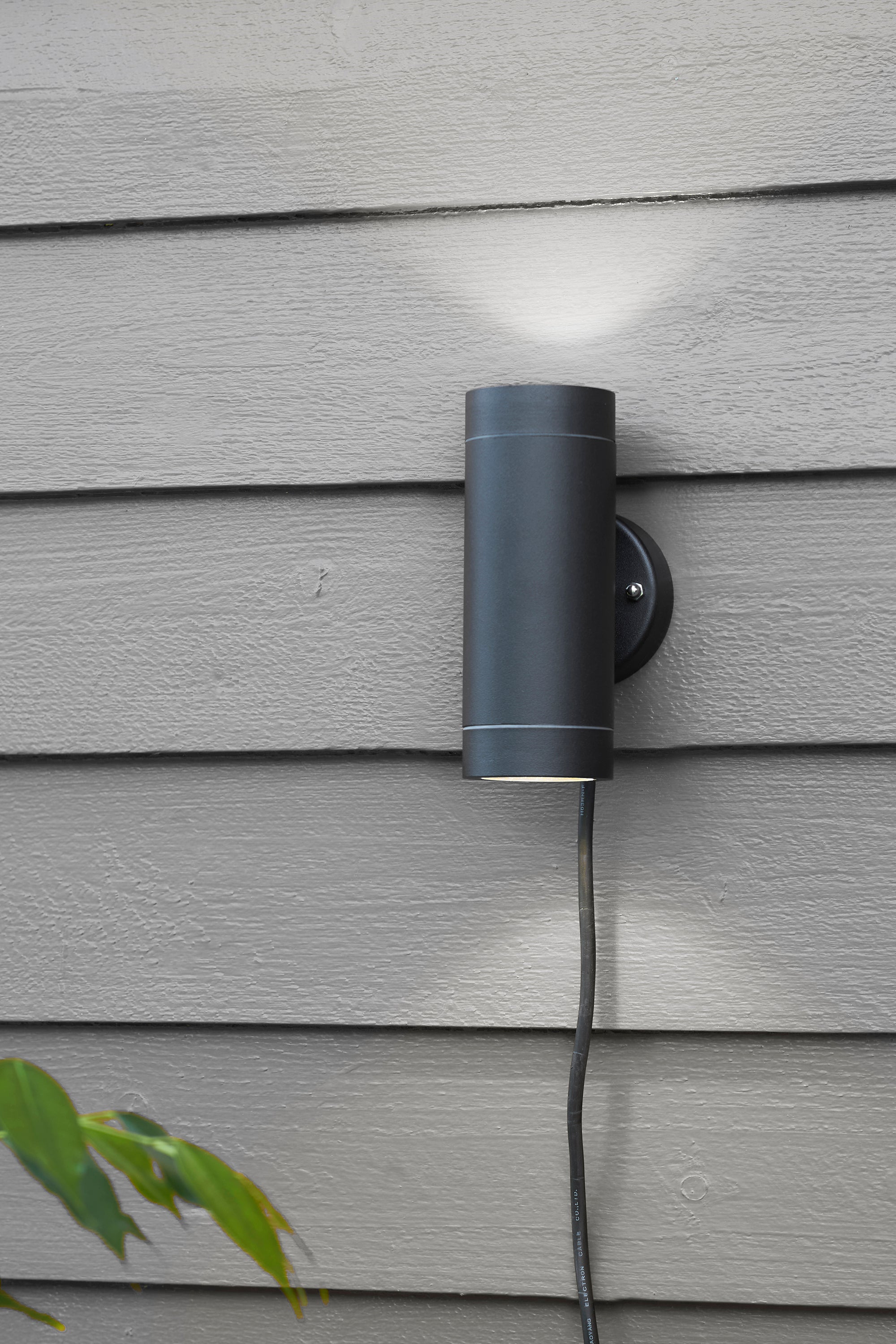 Markslöjd Garden24 Cylinder seinävalaisin - E-store.fi