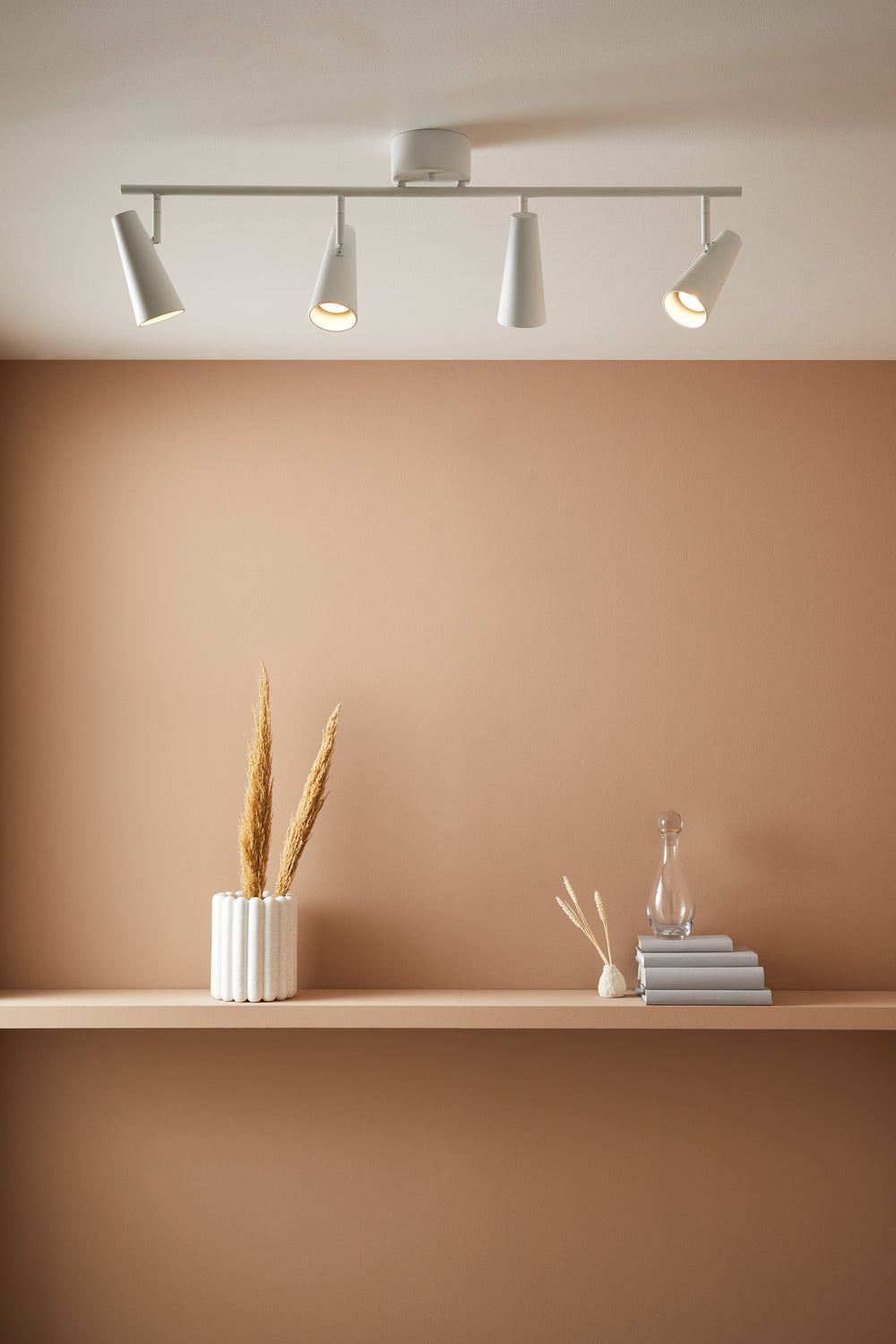 CREST kattovalaisin 4L Sandy White