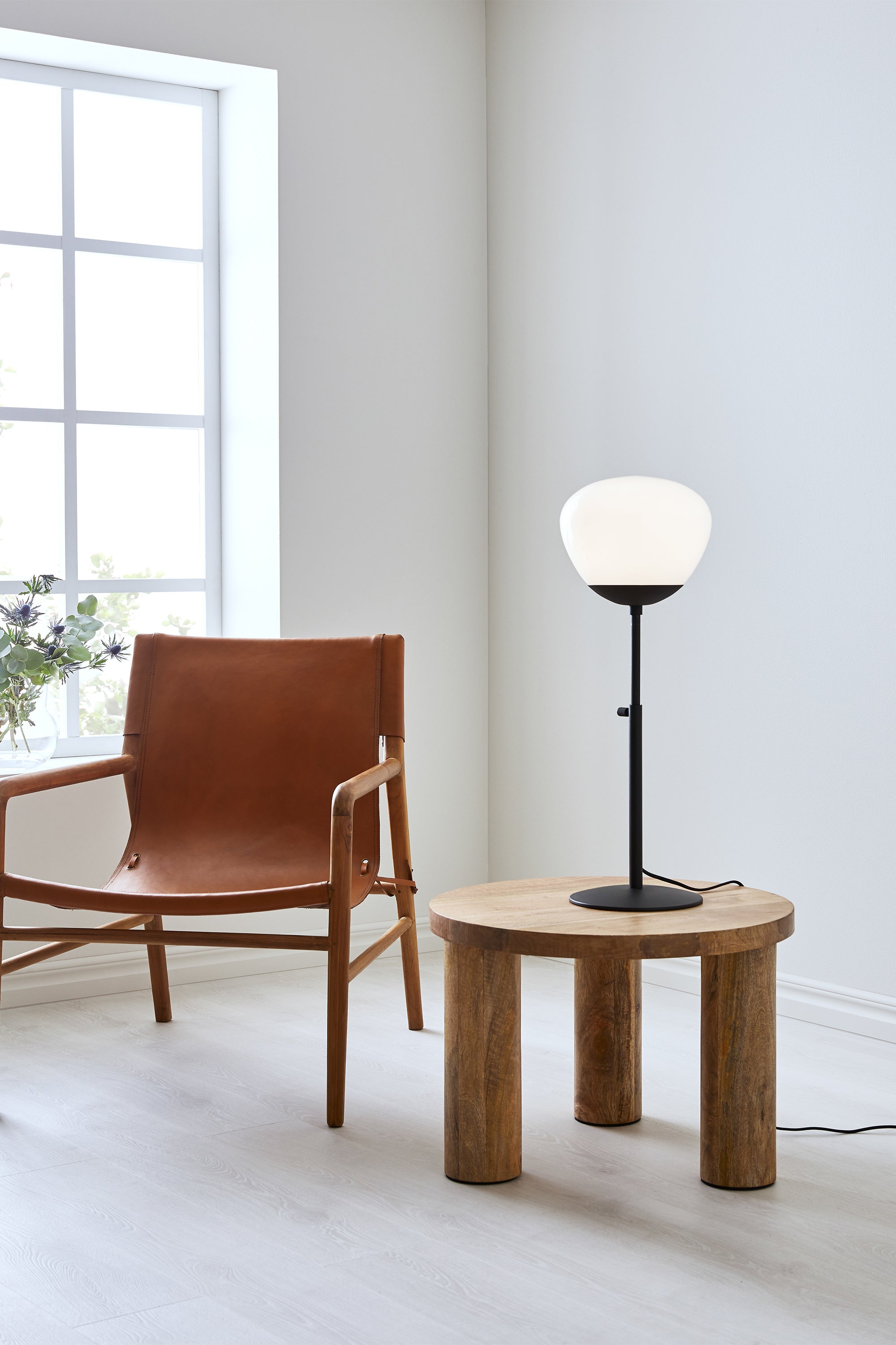 RISE bordslampa 1L Black/White