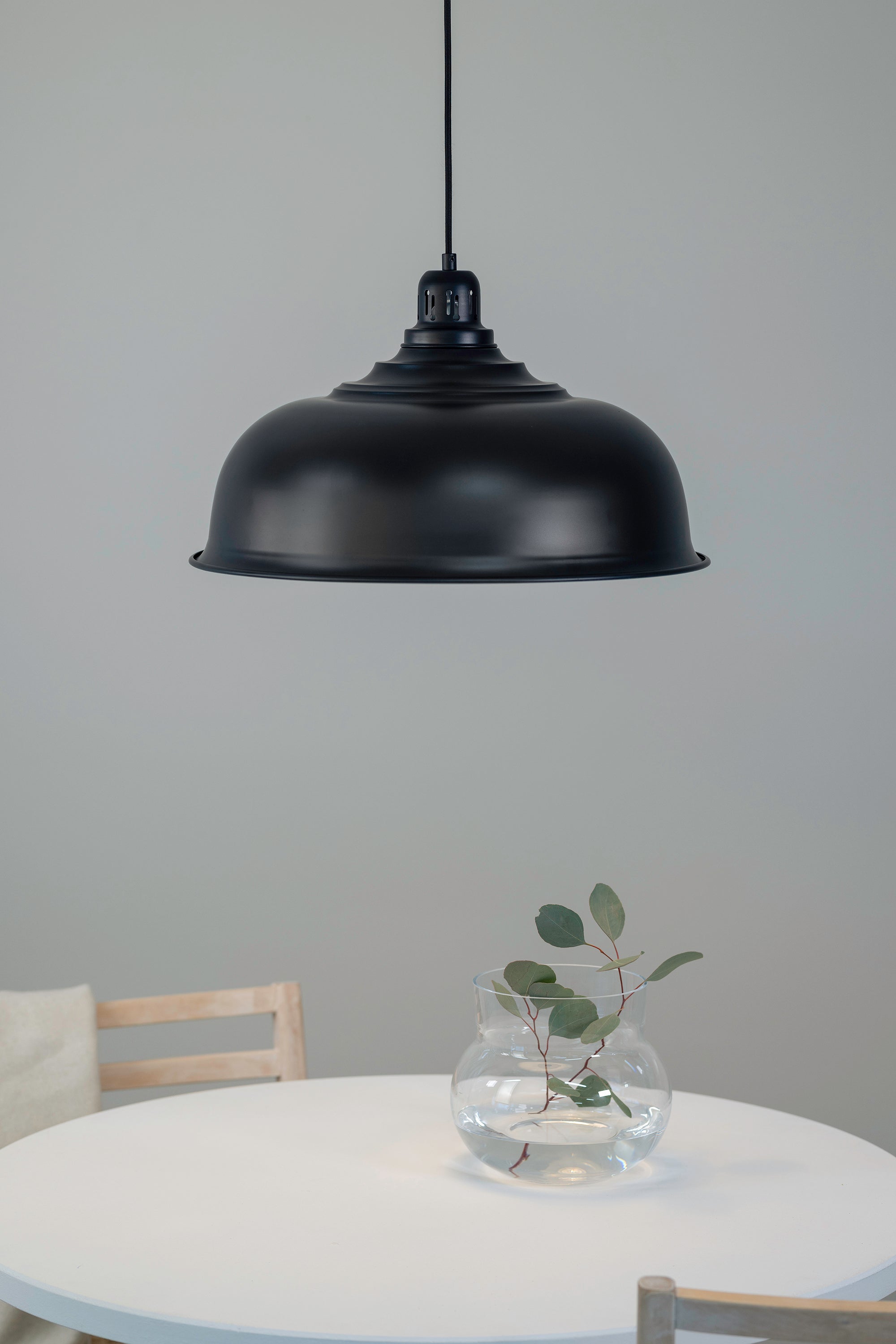 PORT taklampa 1L Black Large