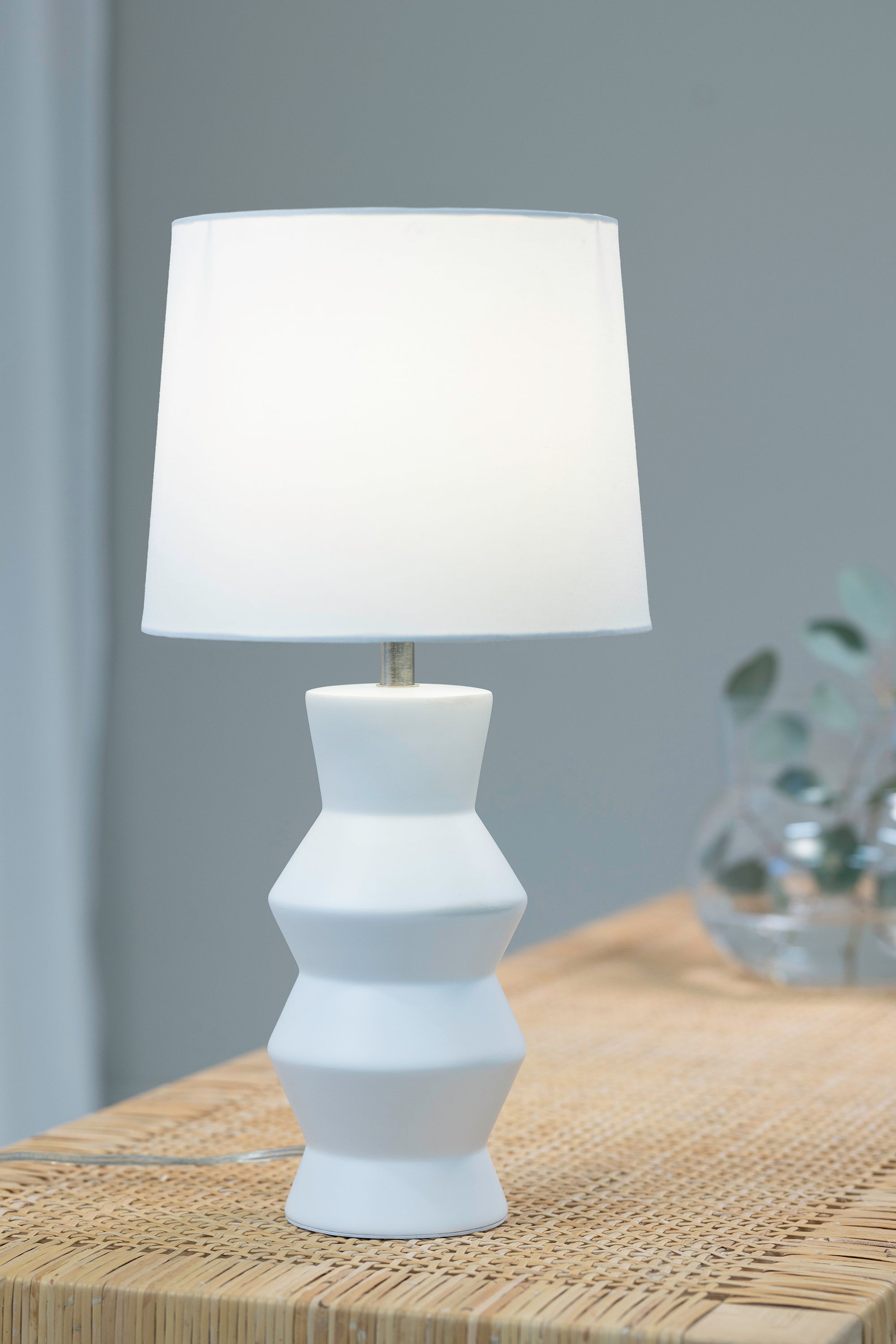 SIENNA bordslampa 1L White/White