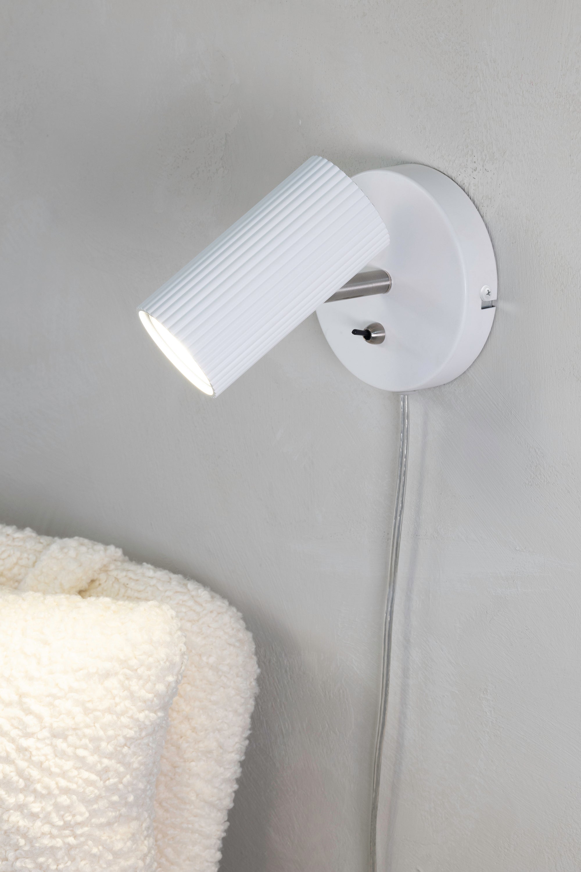 COSTILLA vägglampa 1L White/Satin Nickel