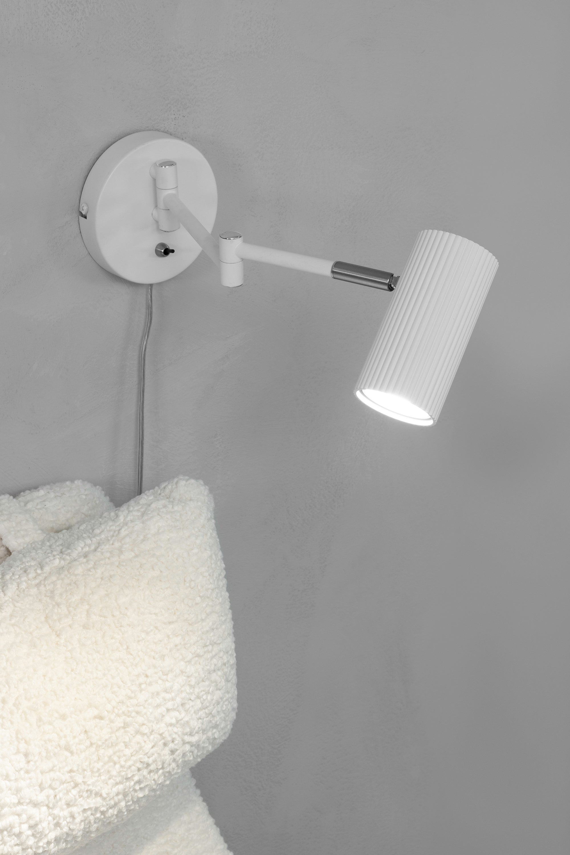 COSTILLA vägglampa Swing Arm 1L White/Satin Nickel