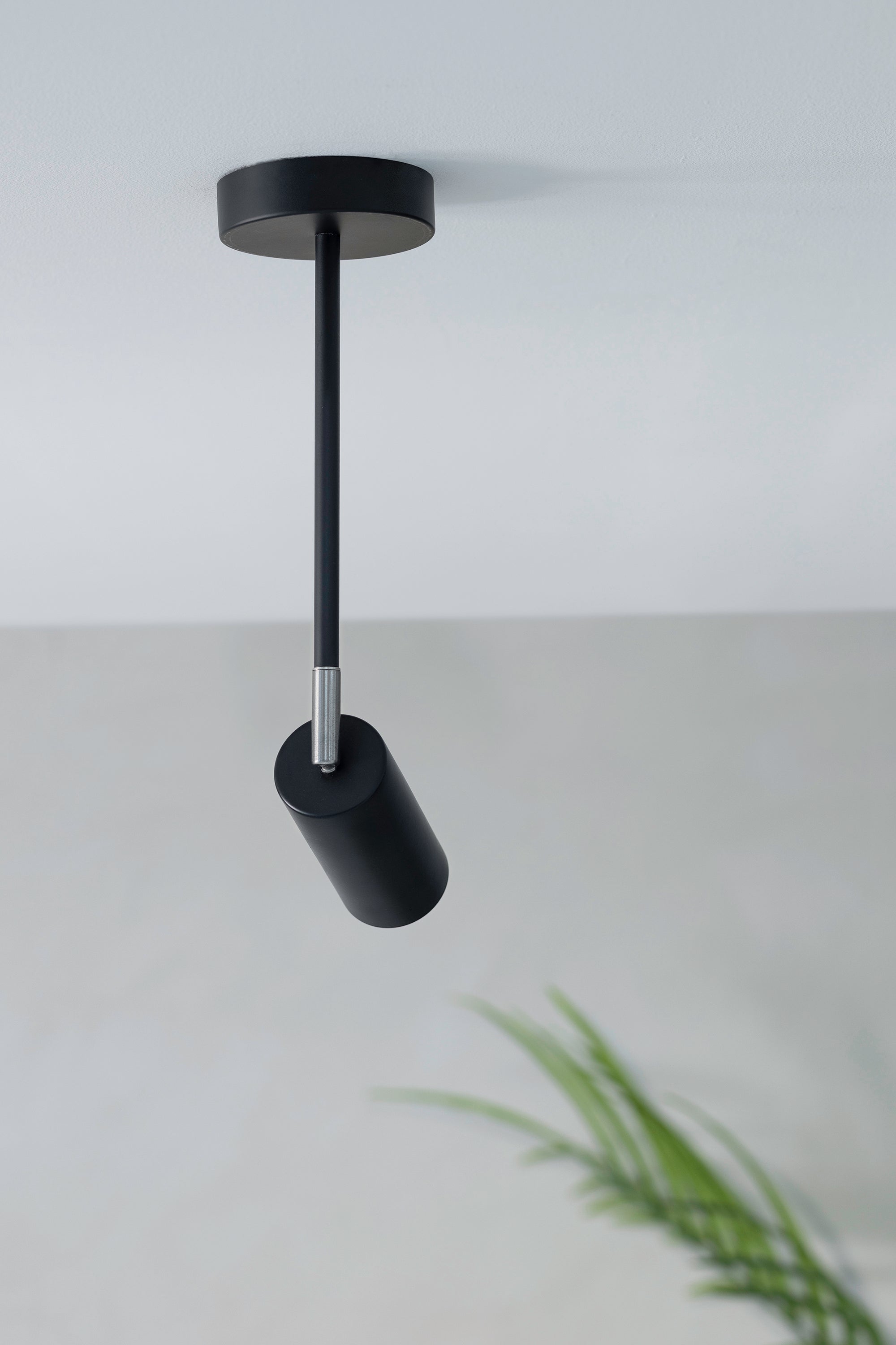 TORINO taklampa Spot 1L Black