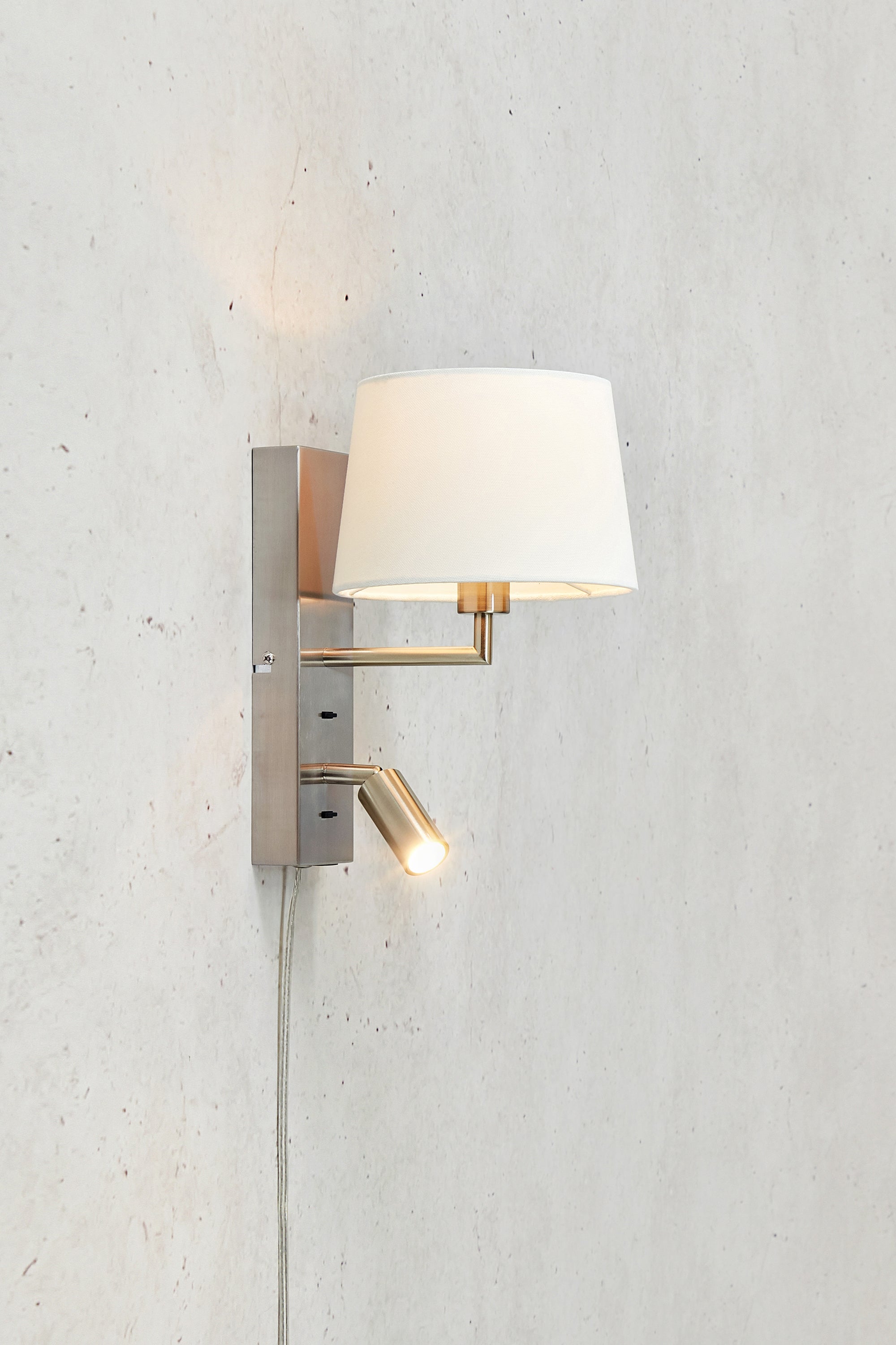 COMO vägglampa 2L Steel/White