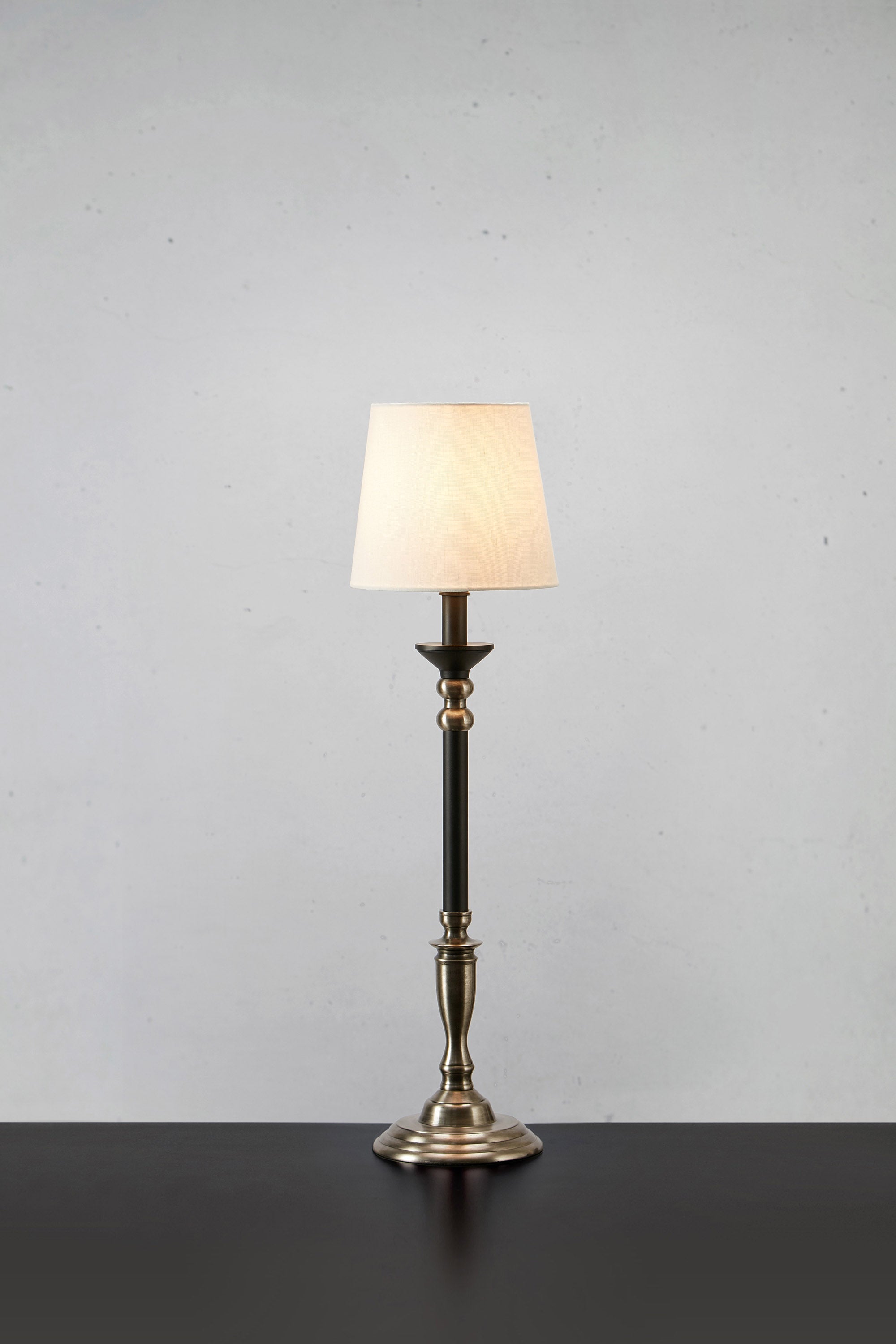 GENT bordslampa 1L Steel/Black/Offwhite