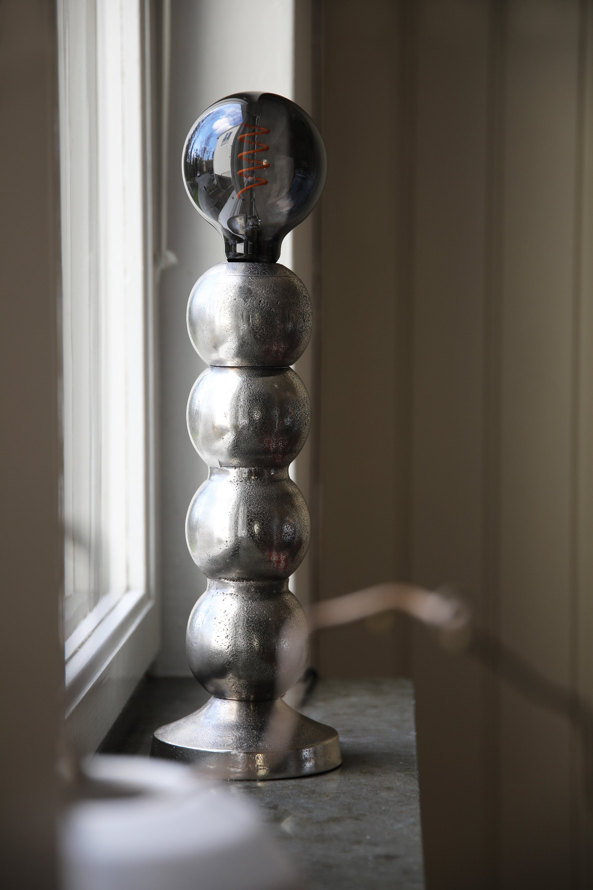 GONG bordslampa 1L Silver