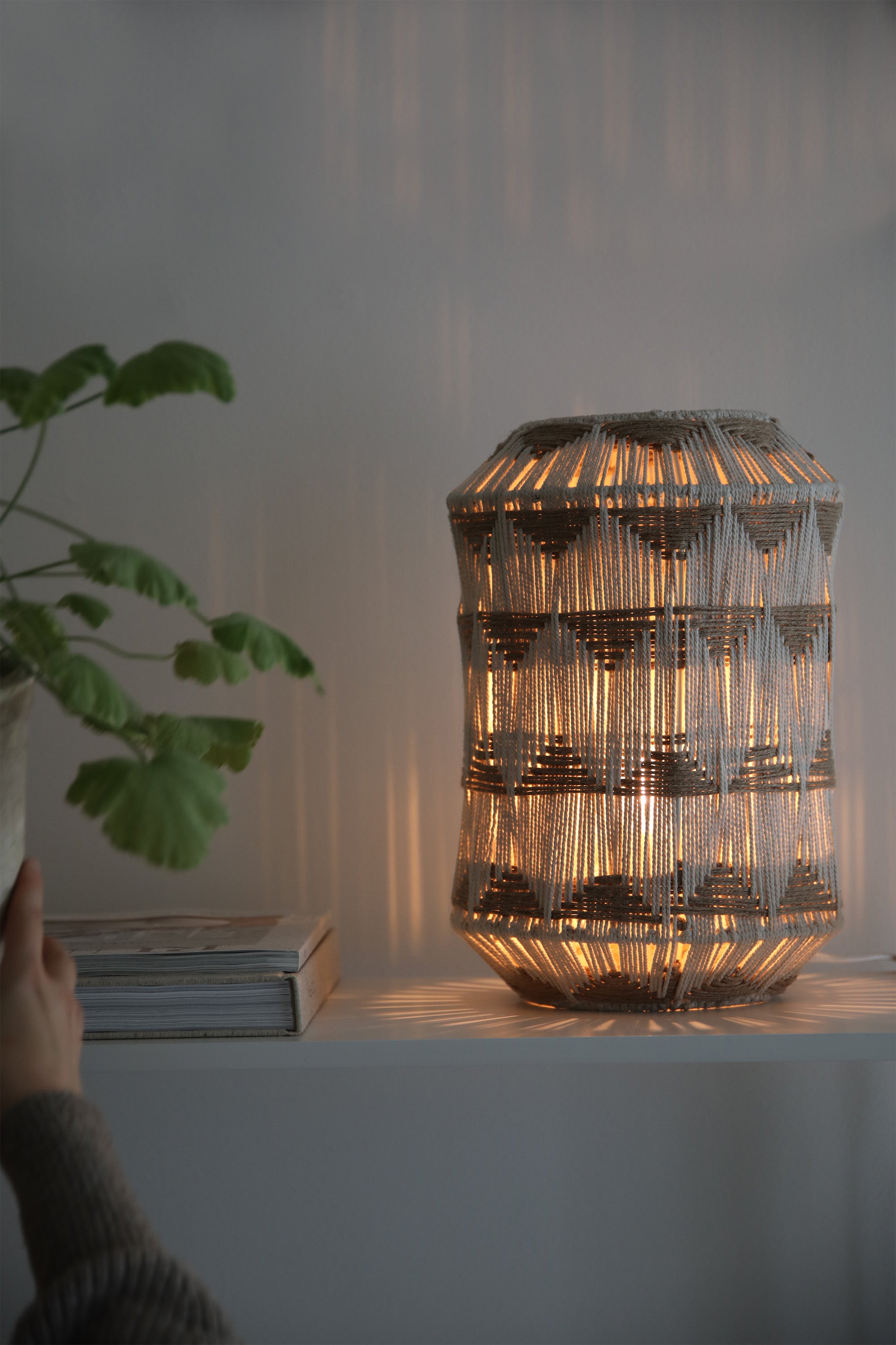 ANO bordslampa 1L Beige/Nougat