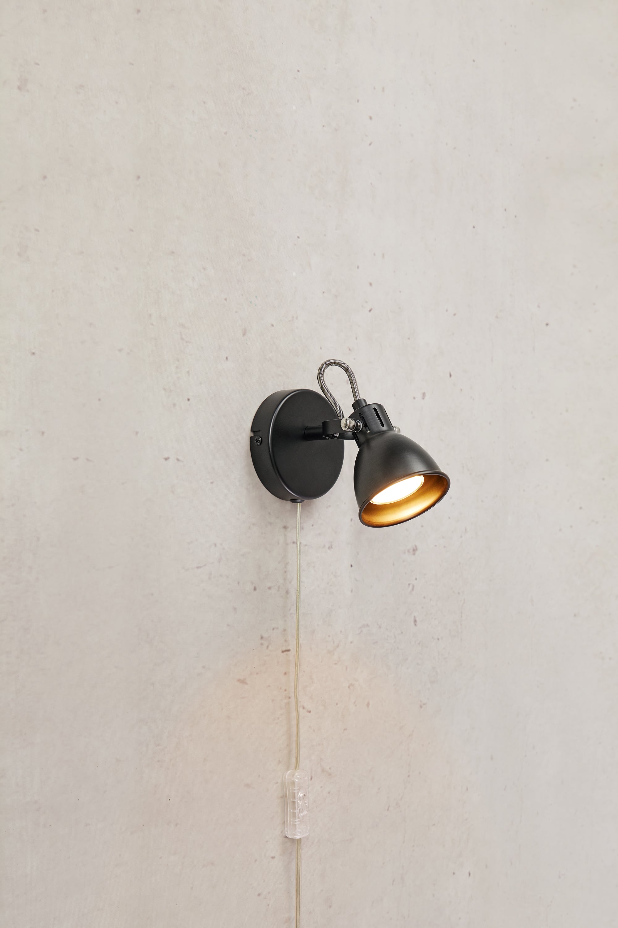 MION vägglampa 1L Matt Black