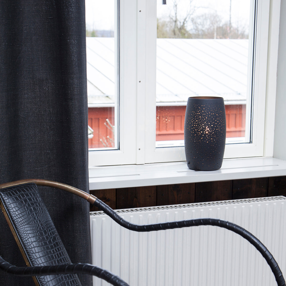 Colby pöytävalaisin hiekanmusta