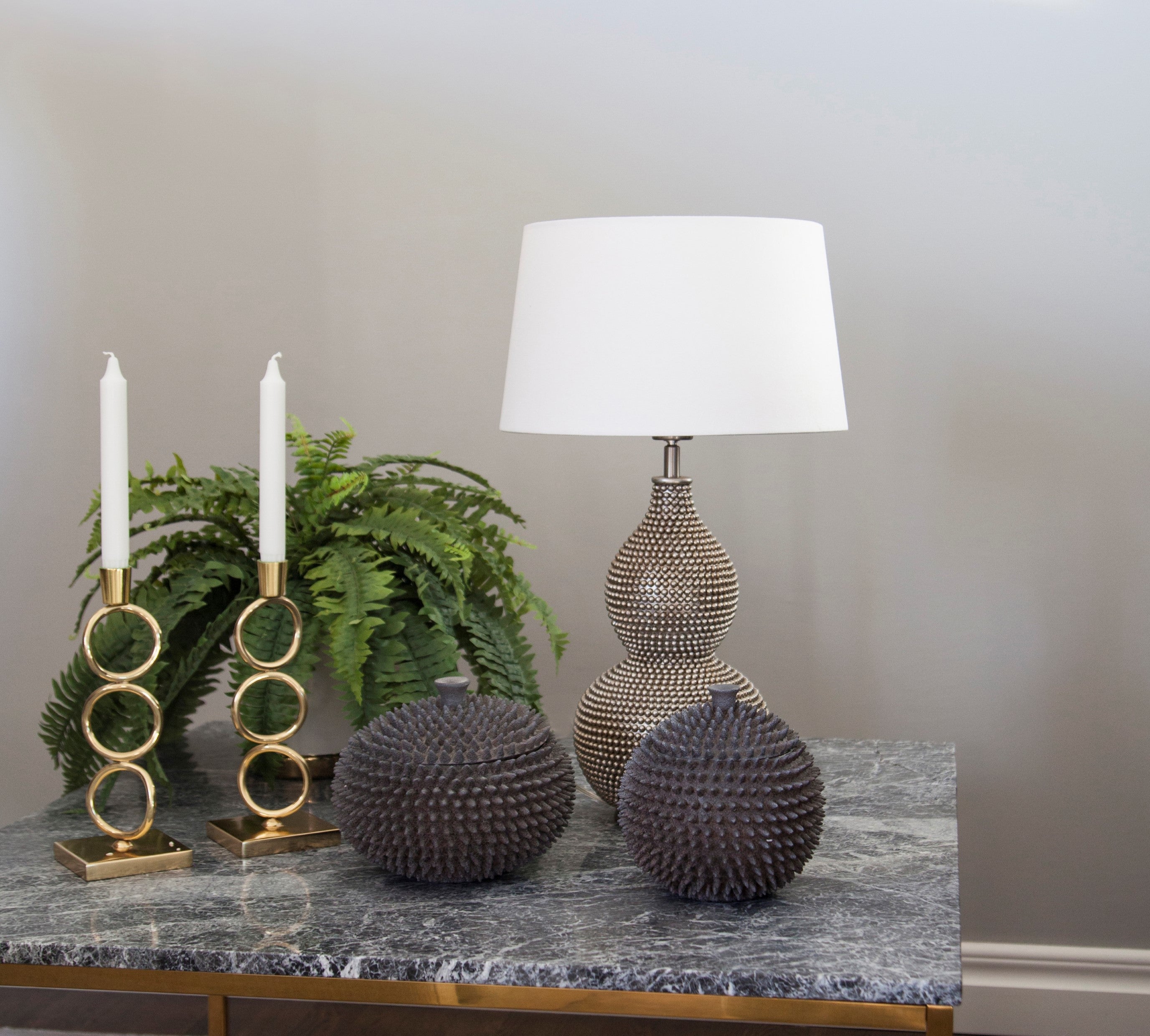 Lofty bordslampa mattsvart