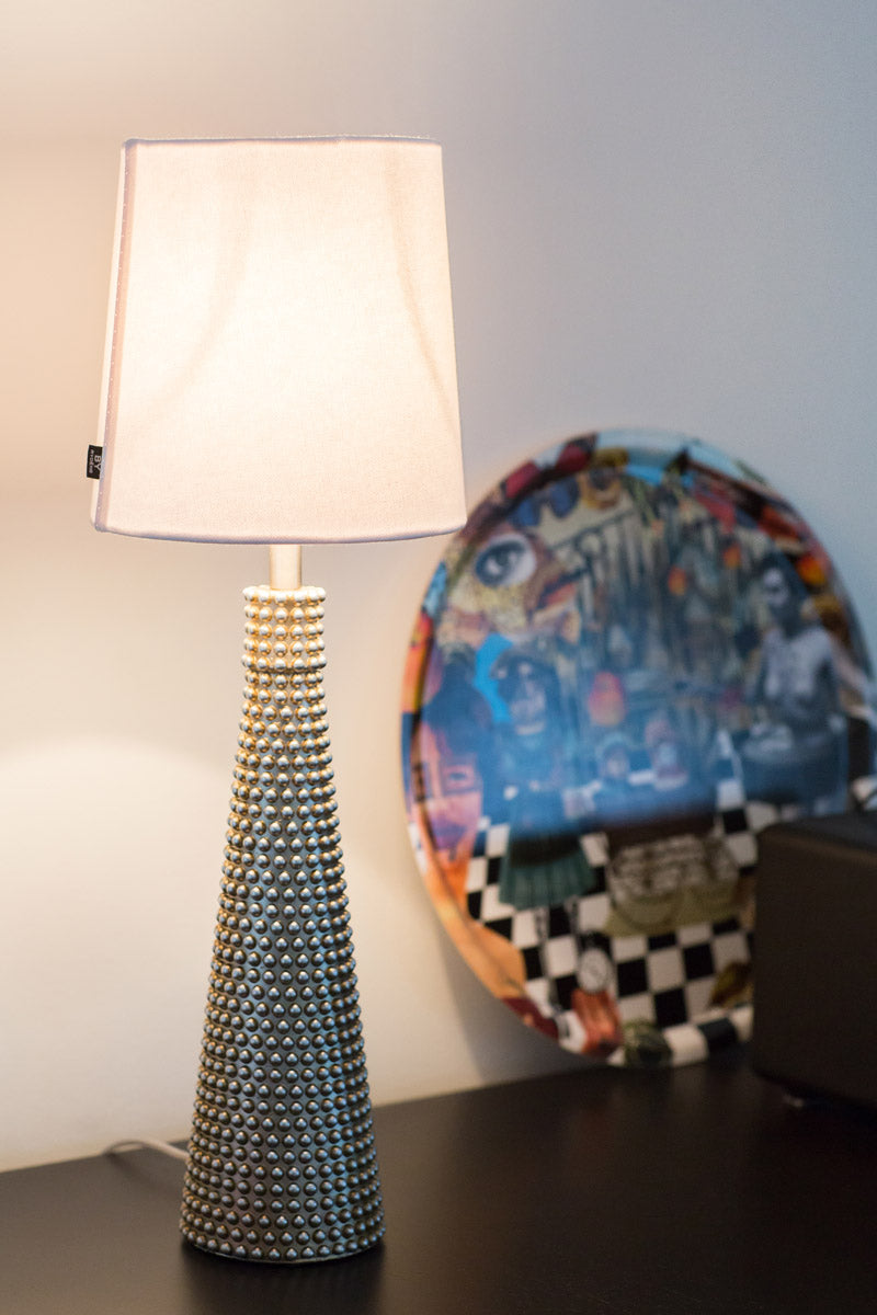 Lofty slim bordslampa antiksilver