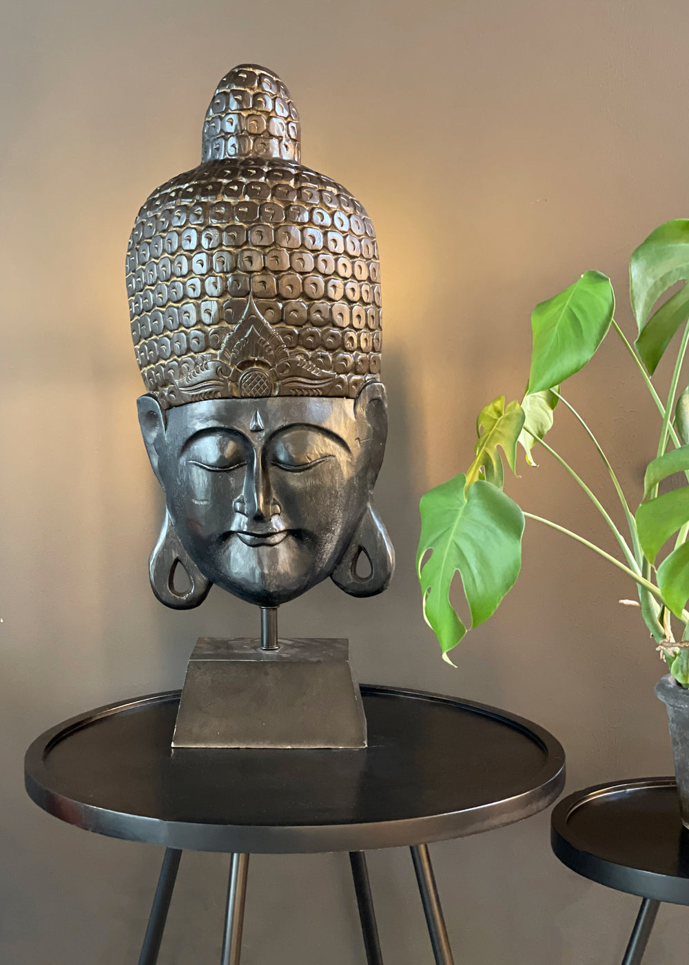 Busso 75 cm pöytävalaisin musta