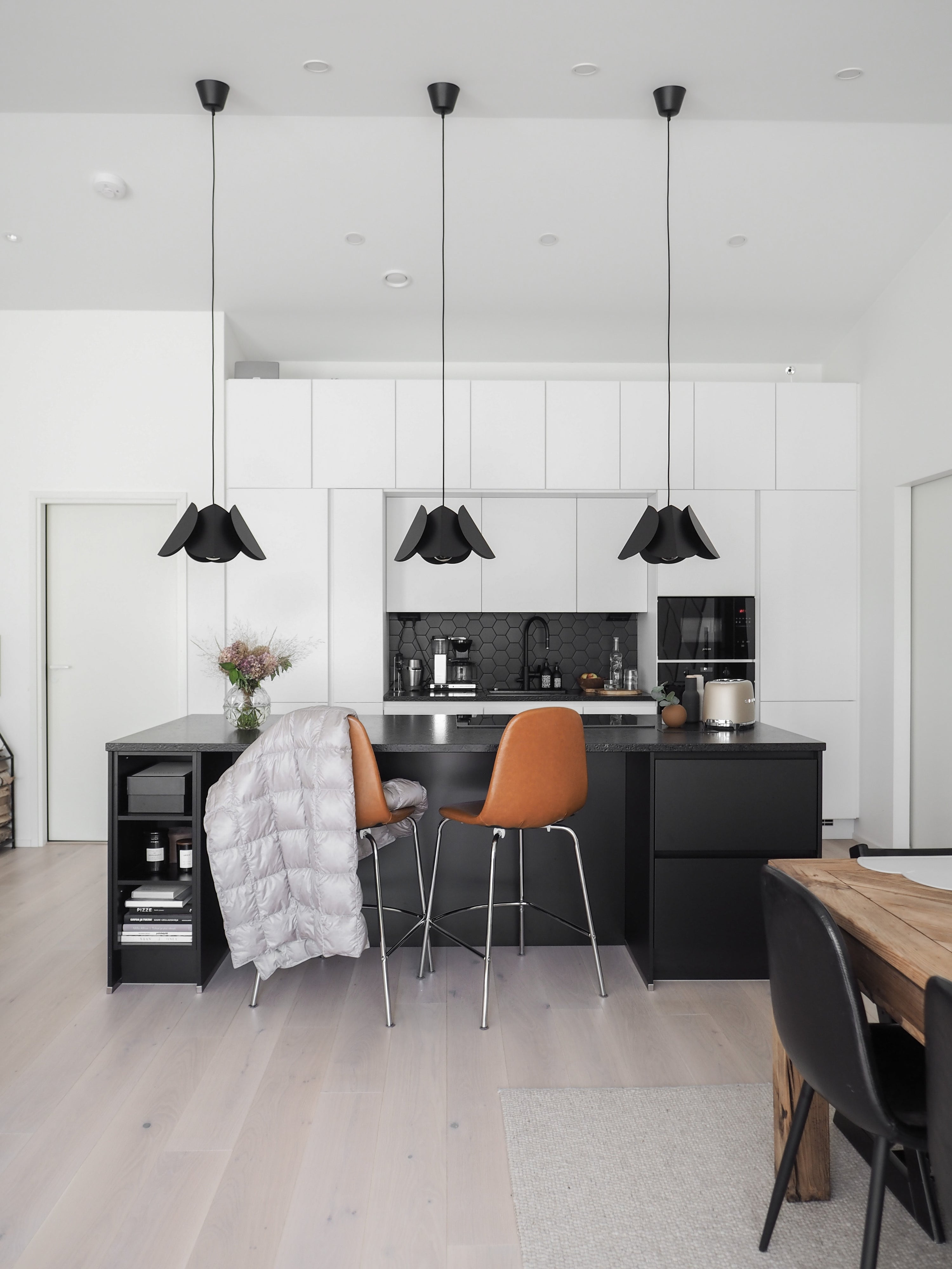 Lehmus design-taklampa mattvit
