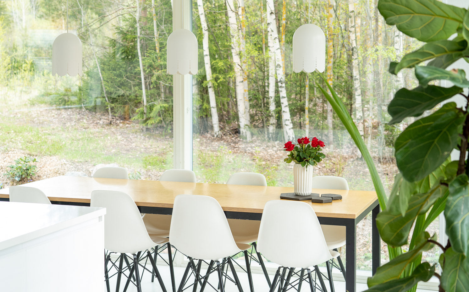 Kielo design-taklampa mattvit