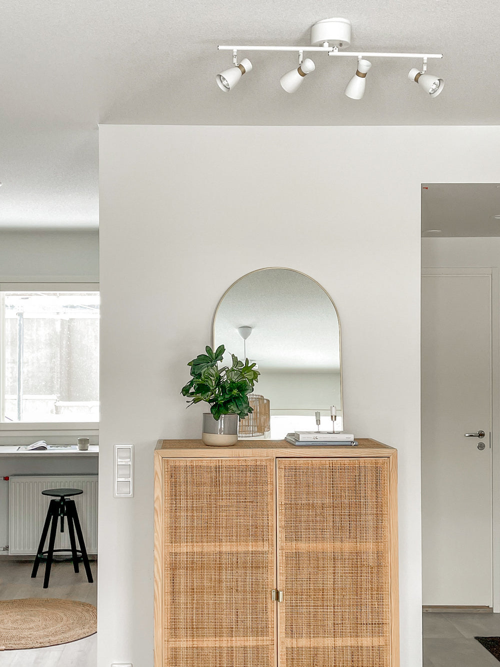 Zion 4-os tanko Musta/Kulta