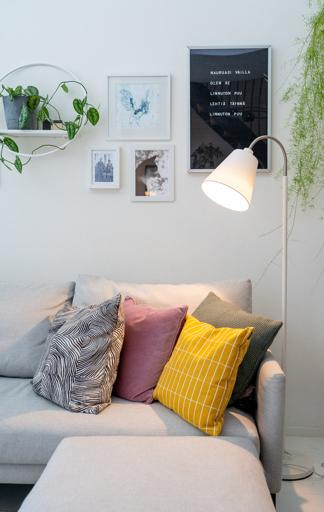 Cleo golvlampa metallsatin