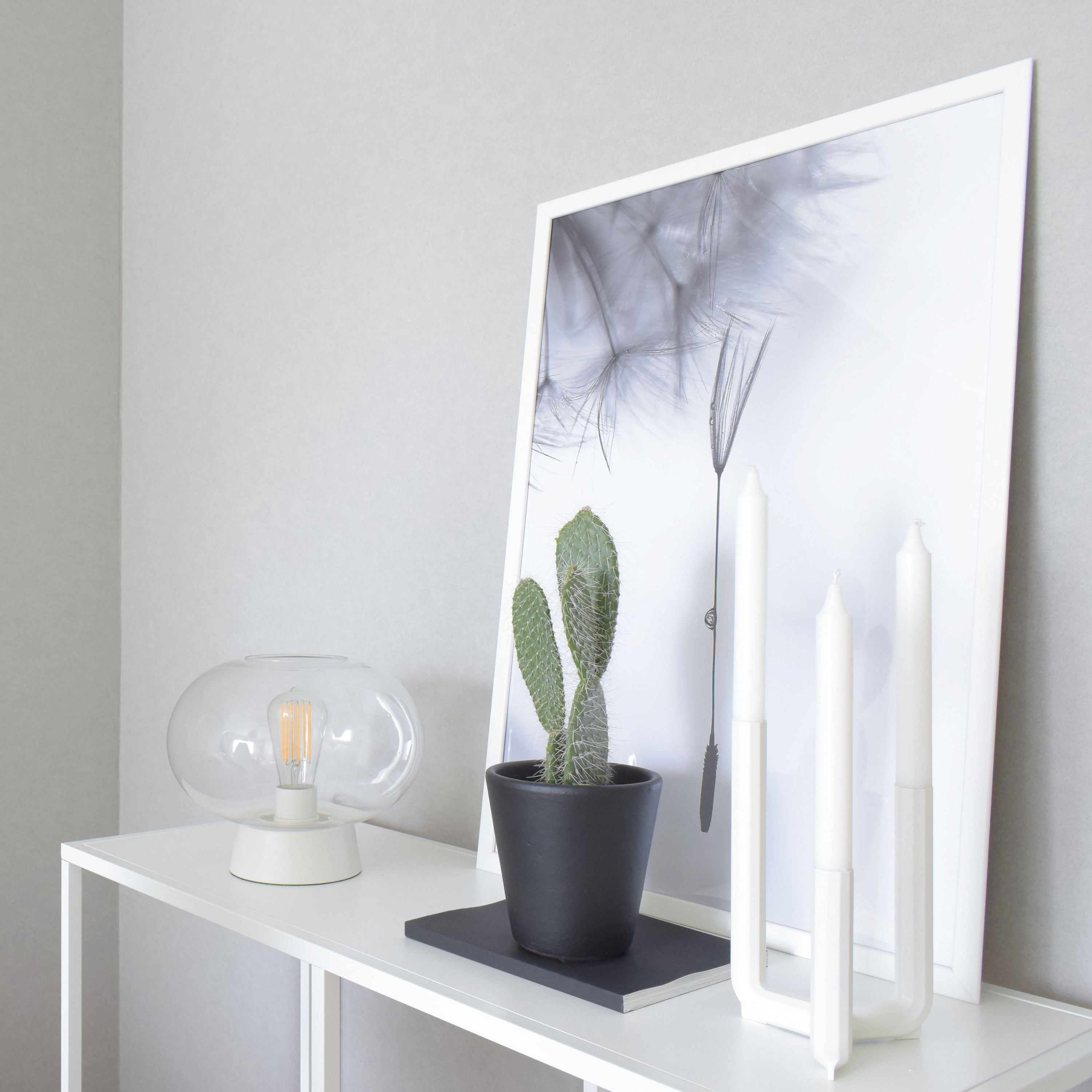Malja design-bordslampa vit