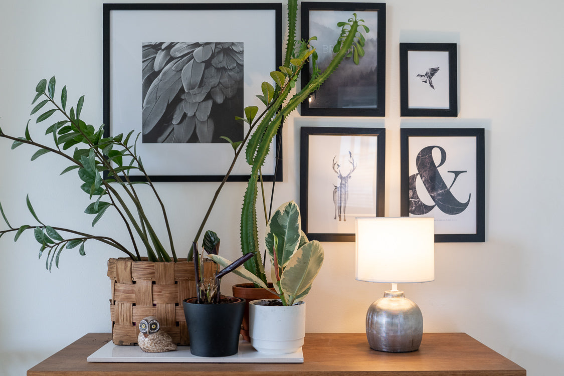 Evelyn bordslampa guld / vit
