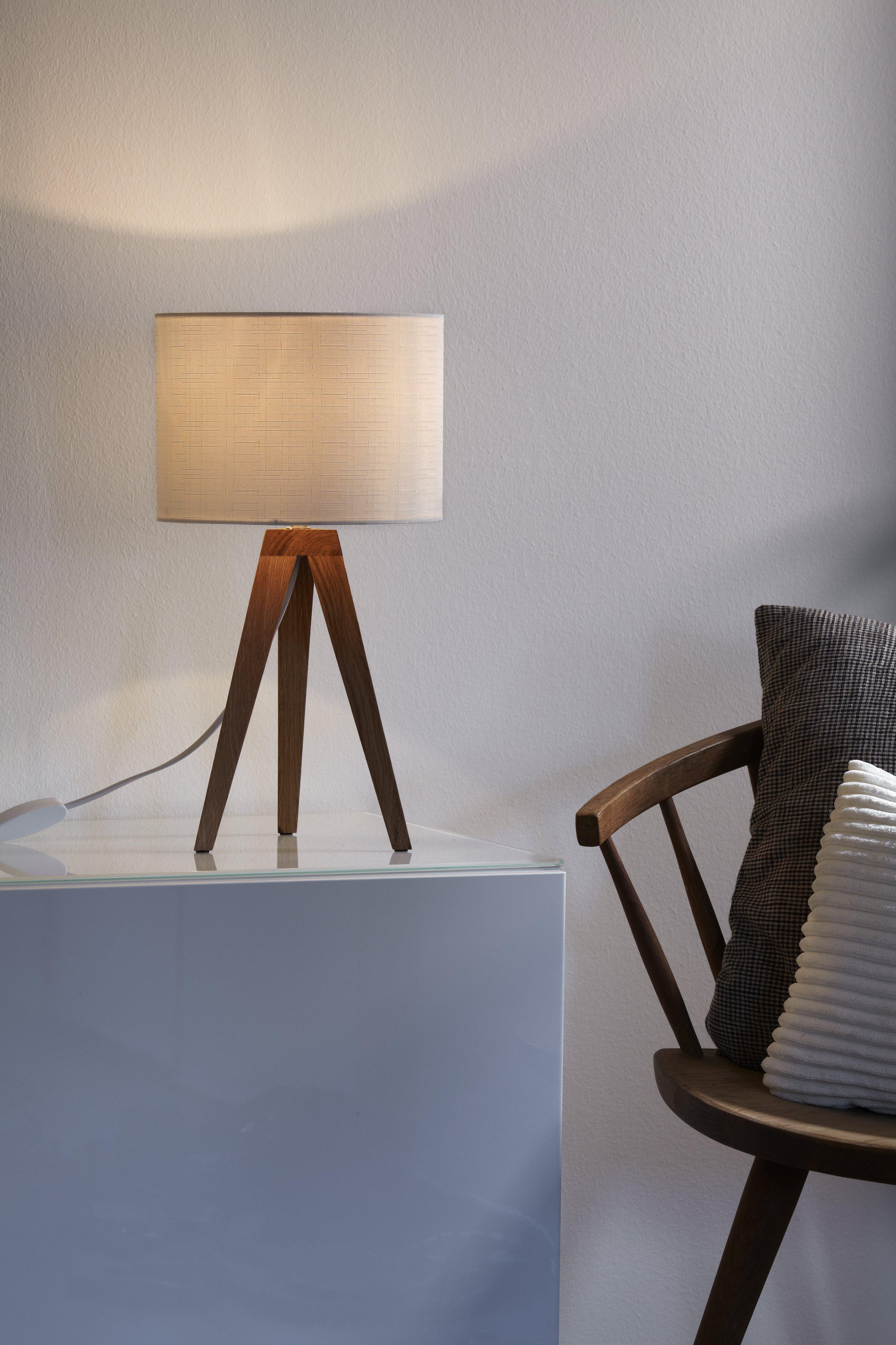 KULLEN bordslampa 1L 22,5cm Oak/White