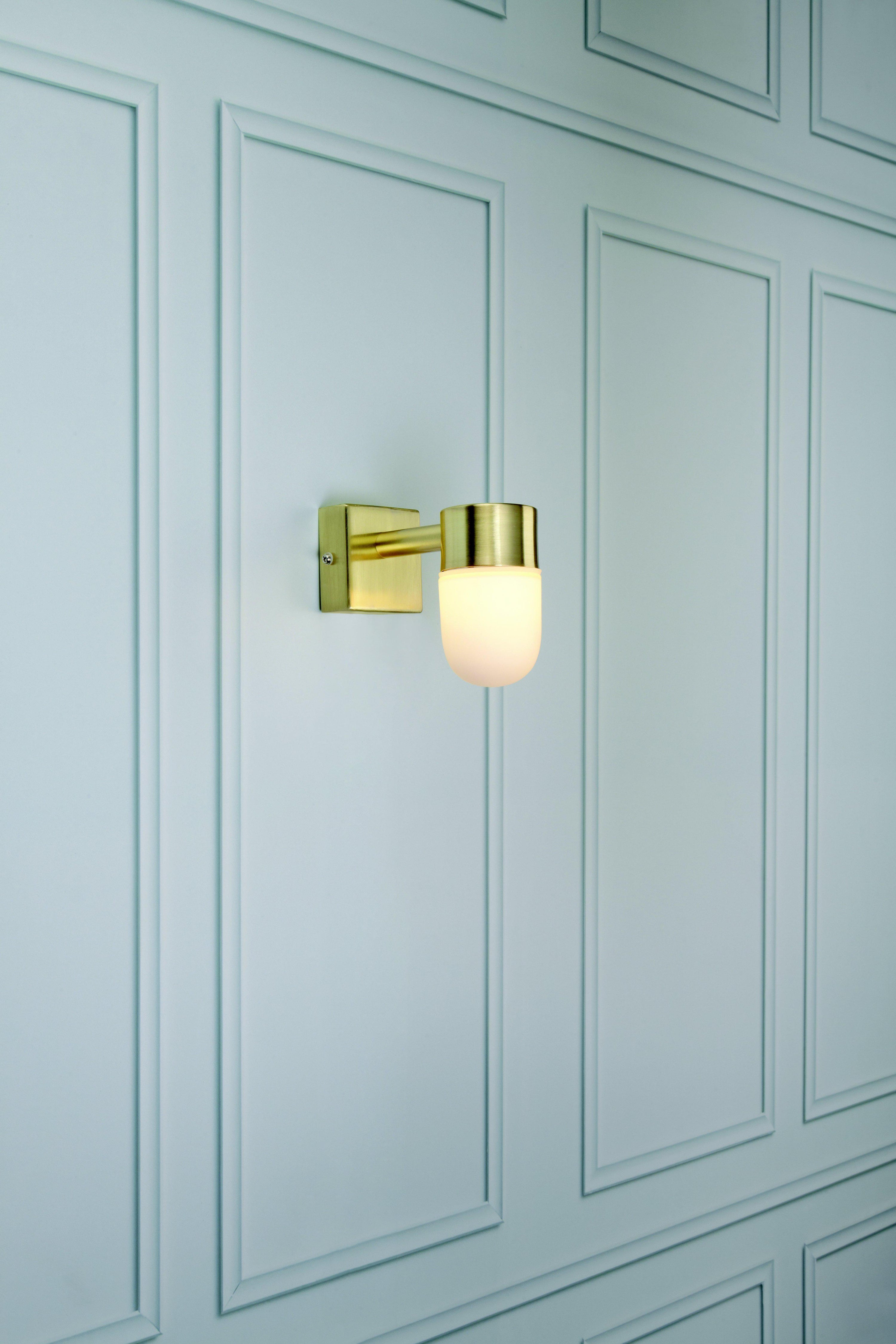 MENTON vägglampa 1L Brass/Opal IP44