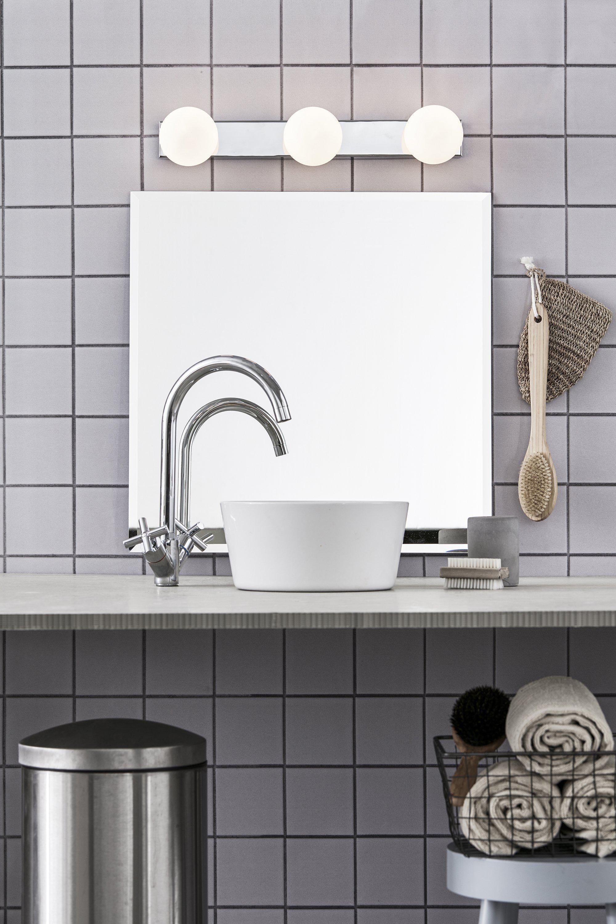 MINI vägglampa 3L Chrome/White IP44