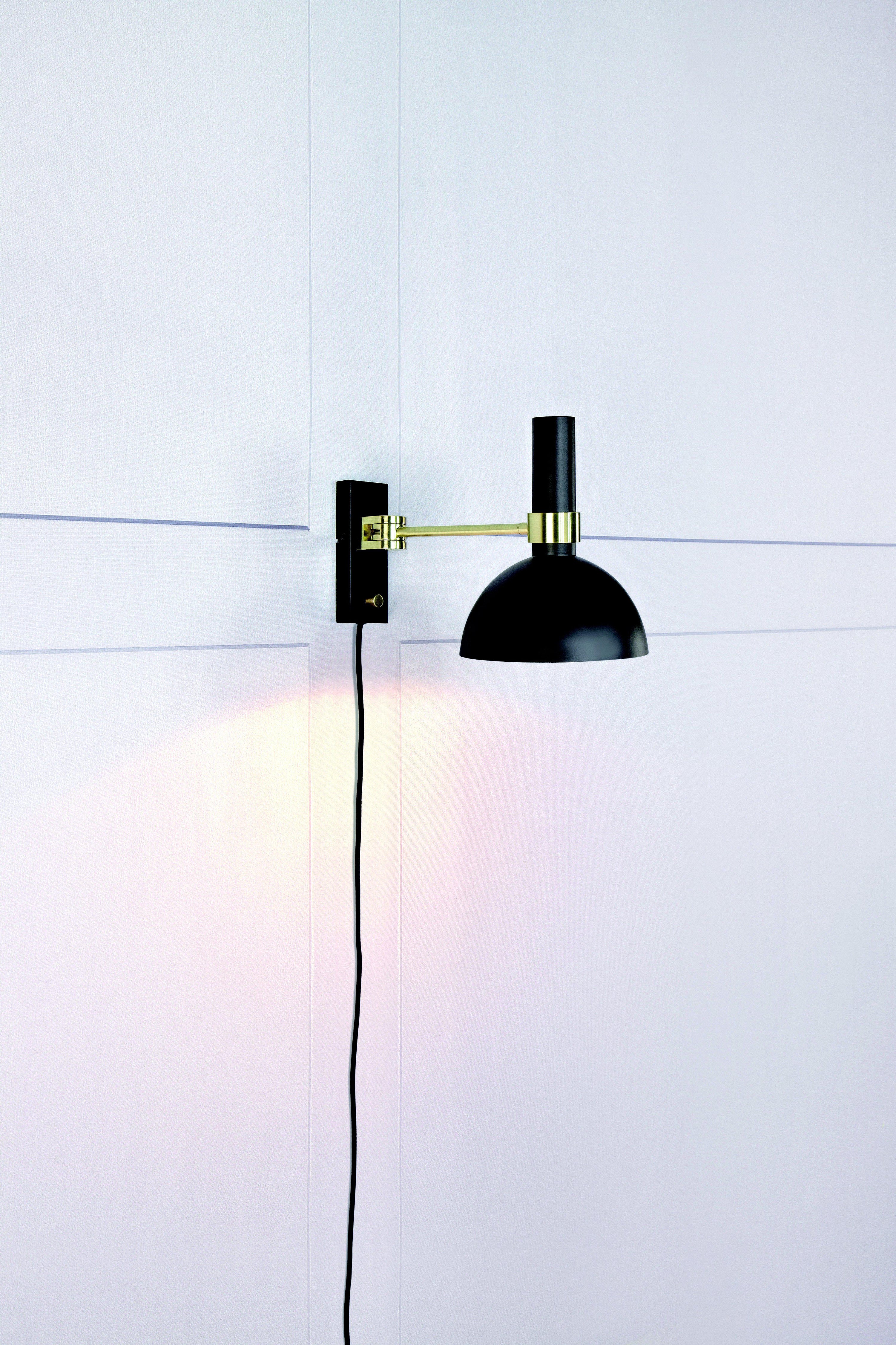 LARRY vägglampa 1L Black/Brushed Brass