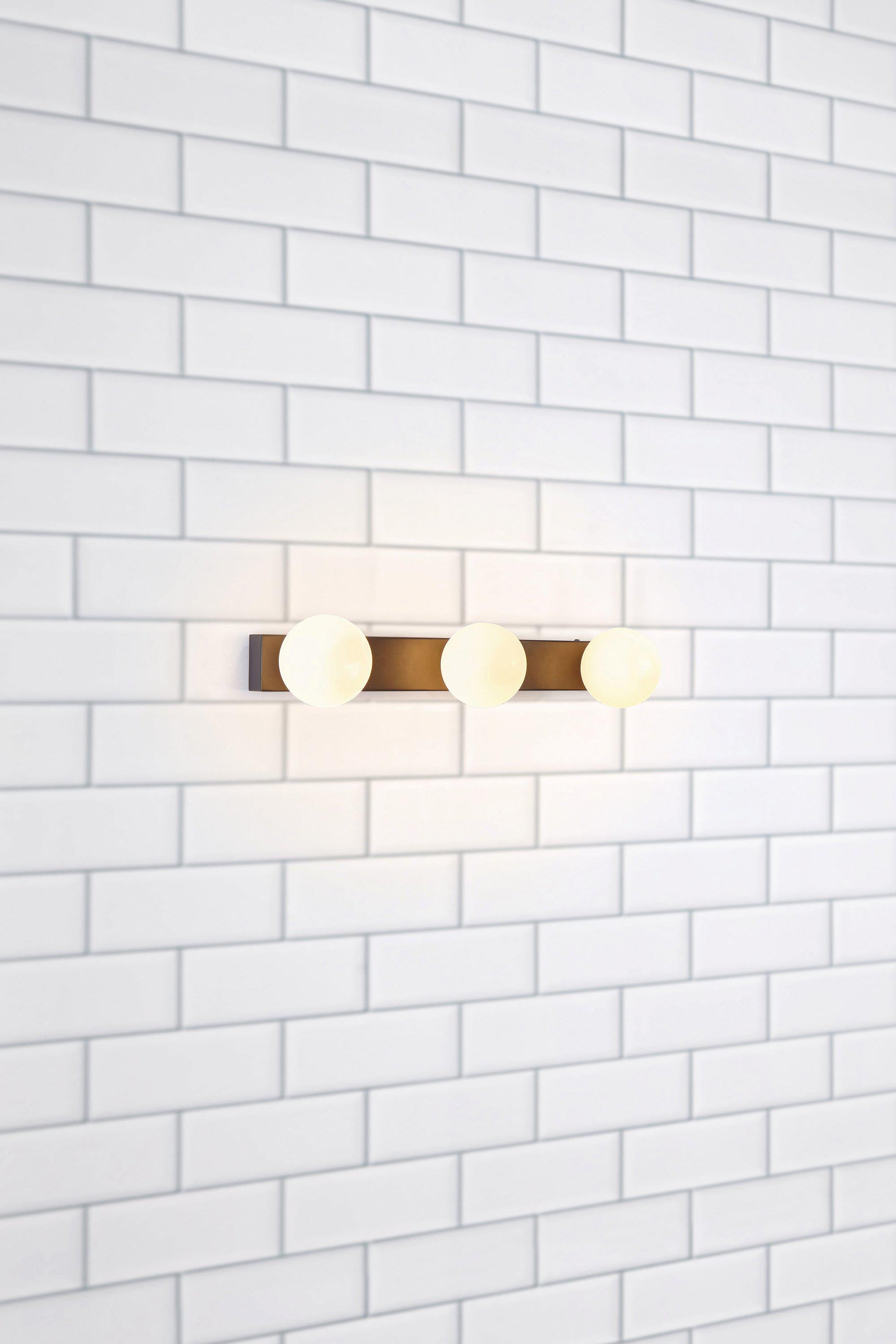MINI vägglampa 3L Black/White IP44