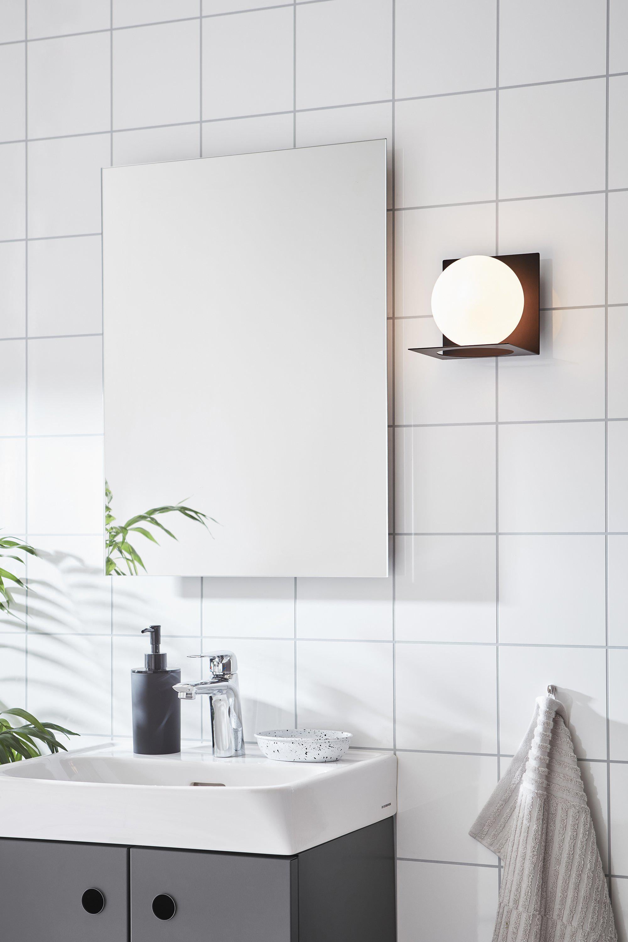 ZENIT vägglampa 1L IP44 Black/Opal