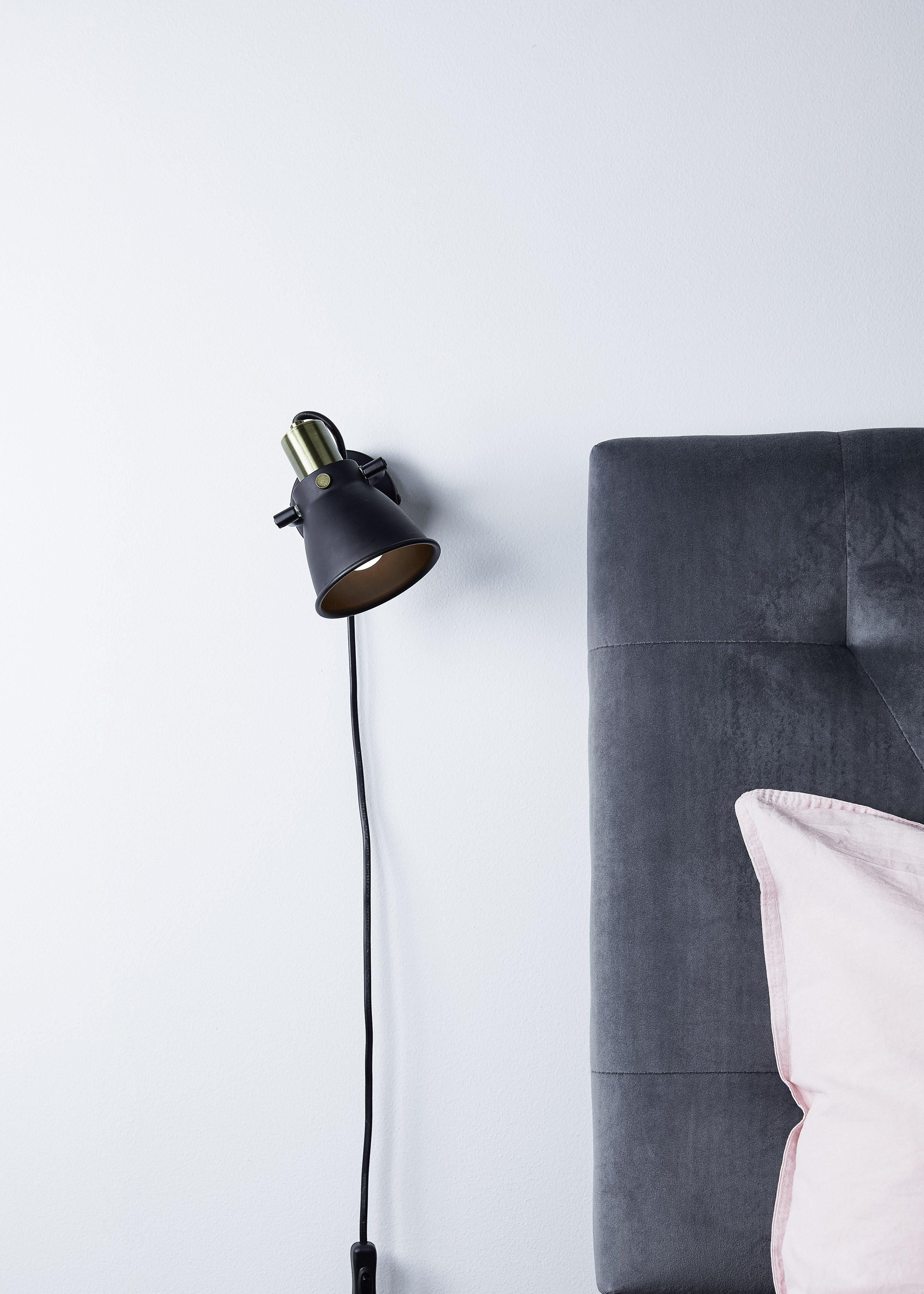ALTON vägglampa 1L Black