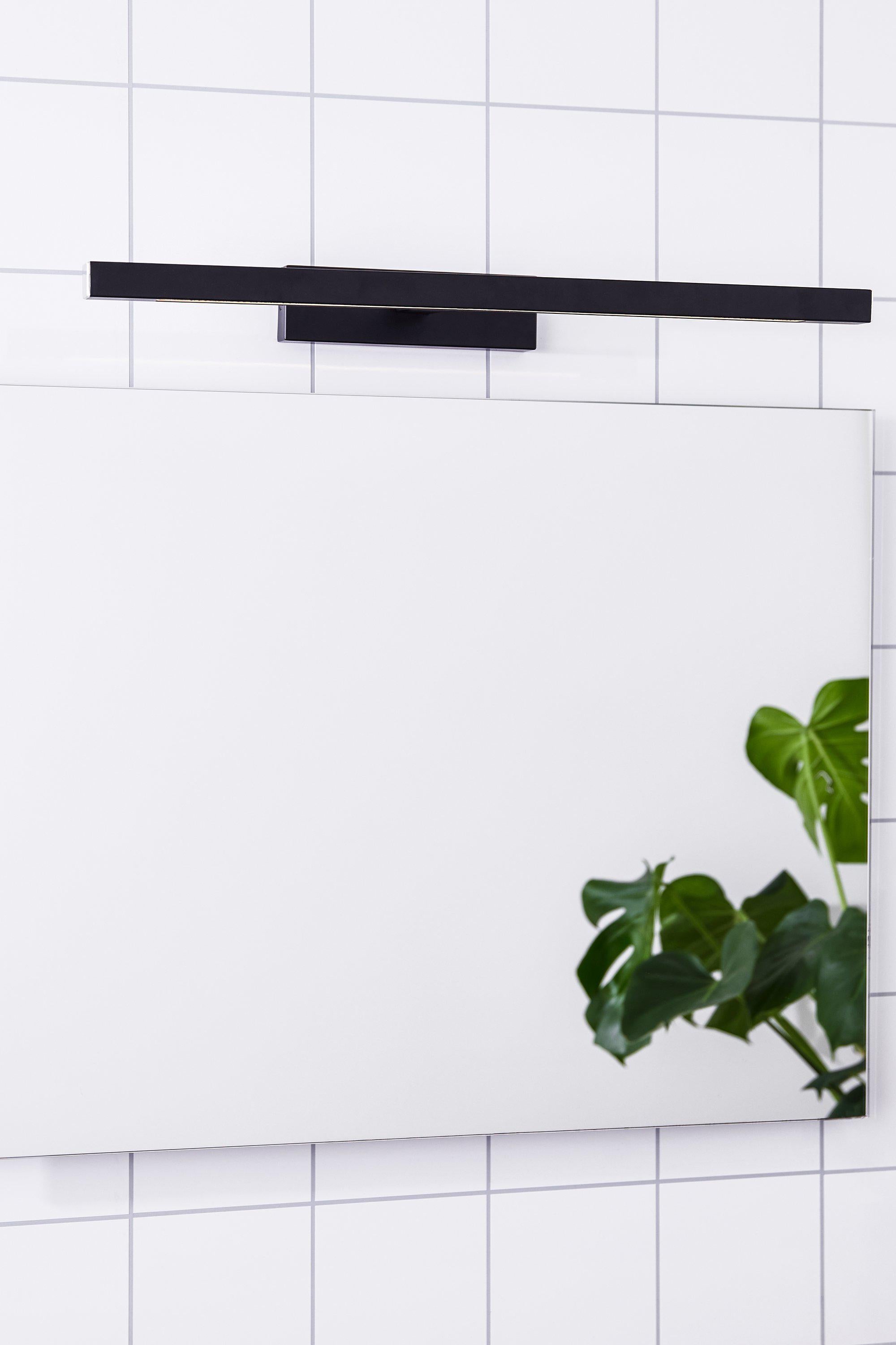 NEPTUNUS vägglampa 9W LED Black IP44