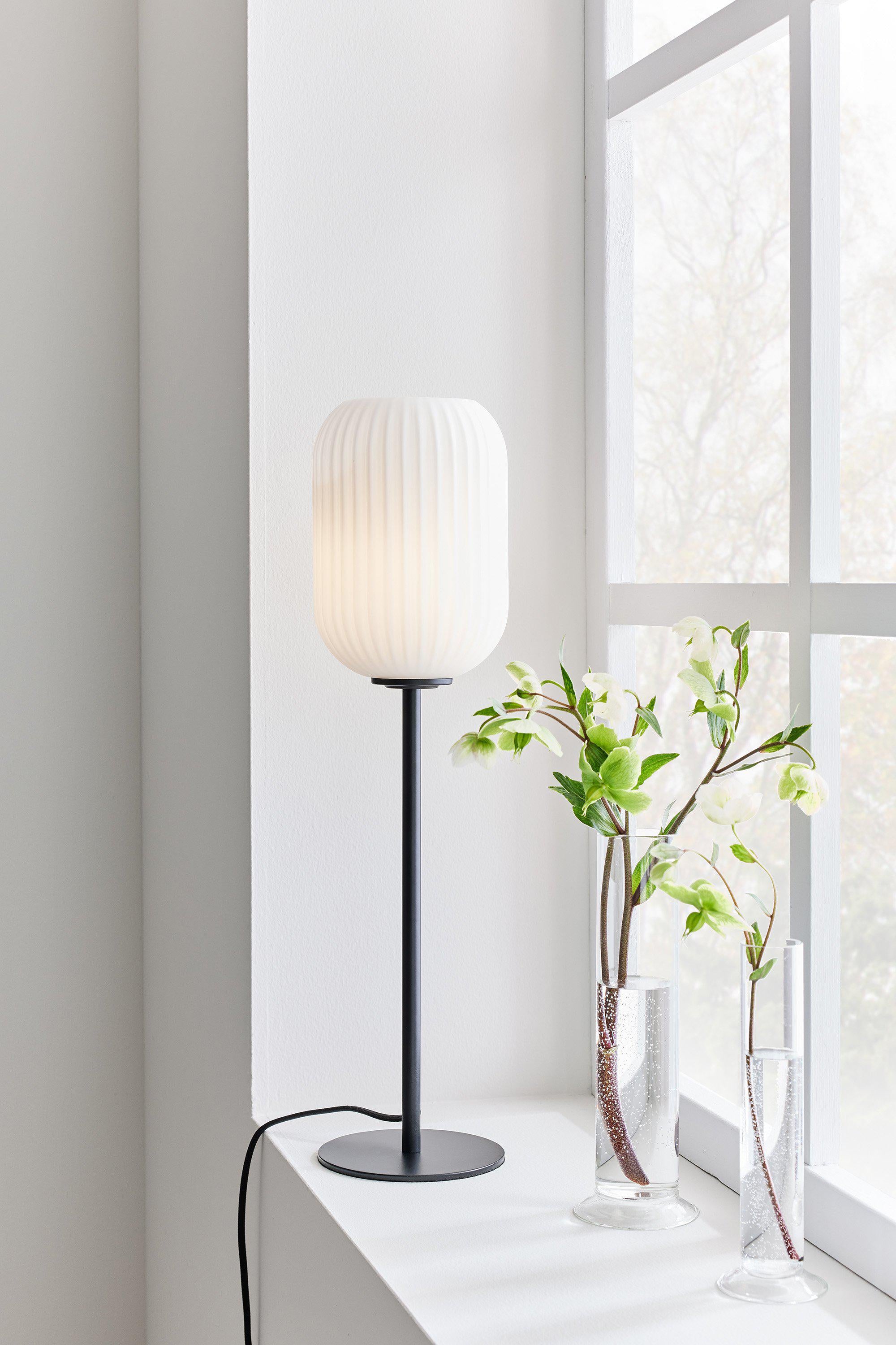 CAVA bordslampa 1L Black/White