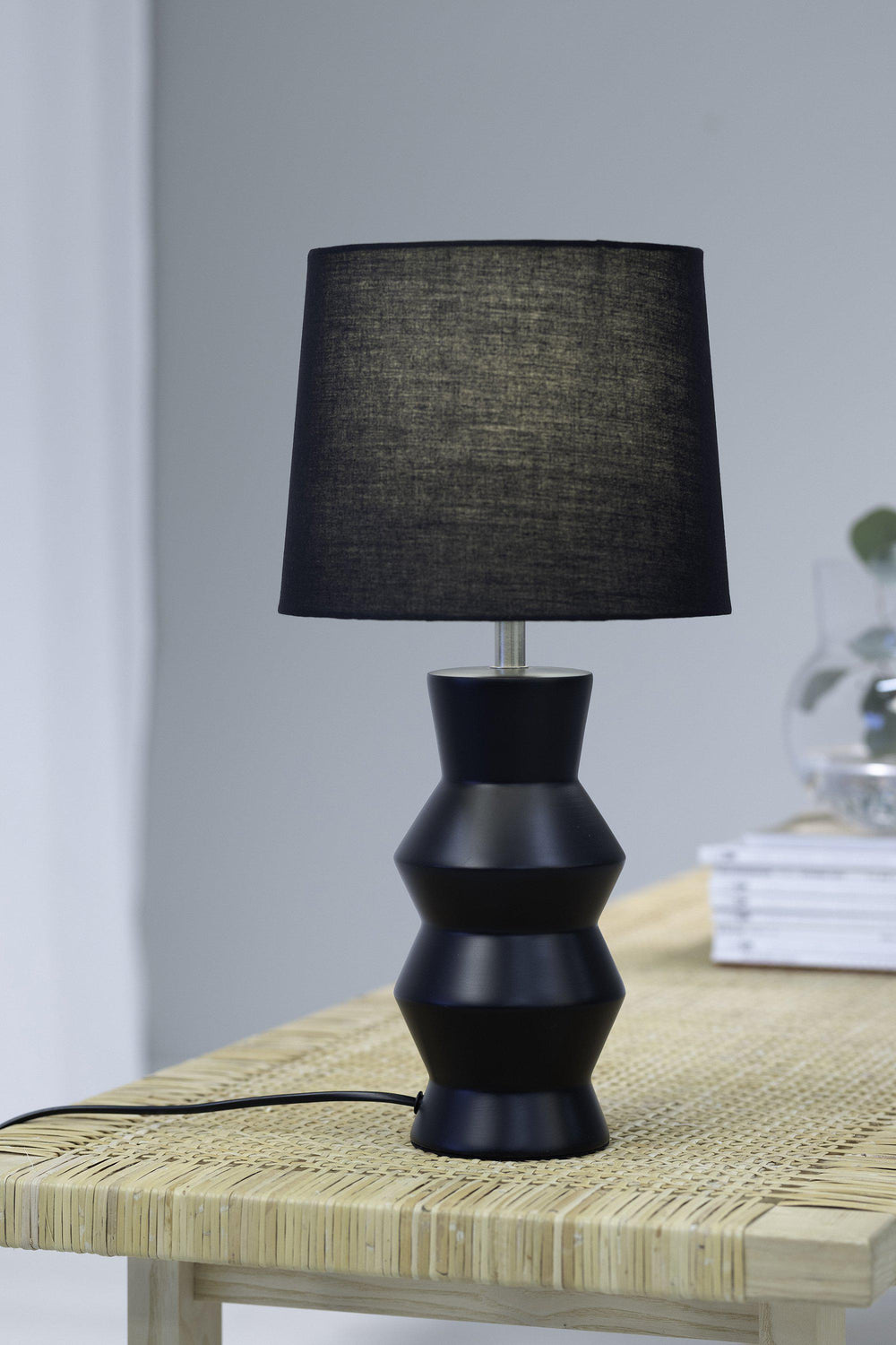 SIENNA bordslampa 1L Black/Black