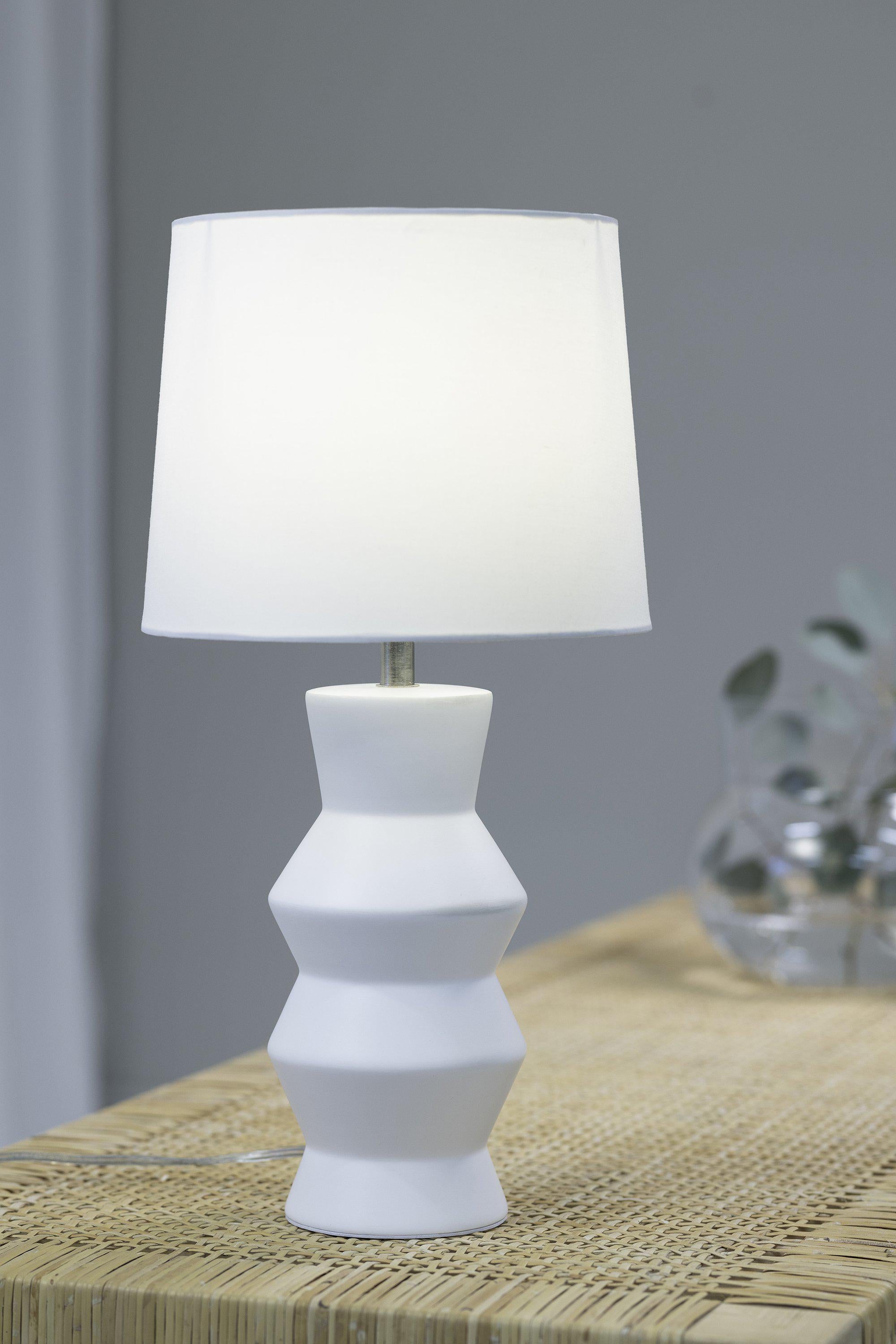SIENNA bordslampa 1L White/White