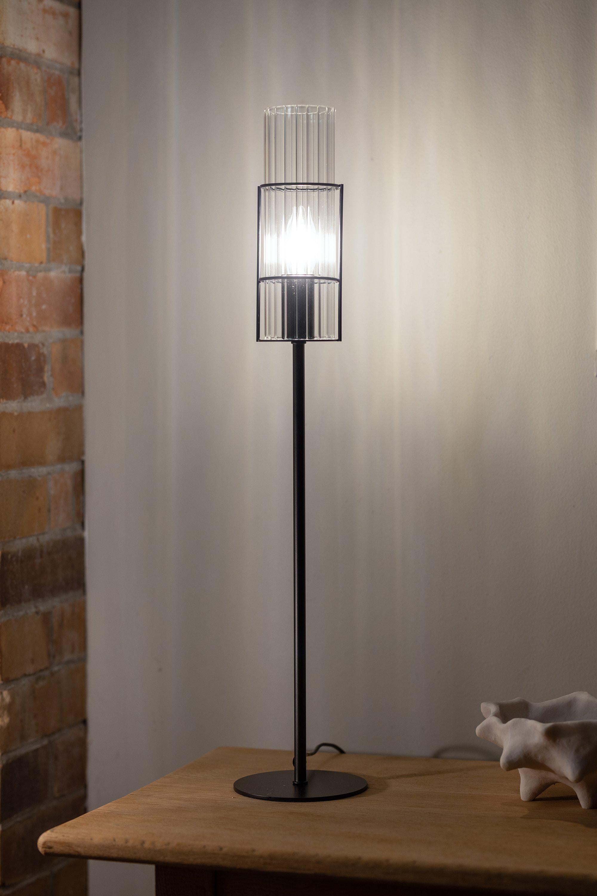 TUBO bordslampa 1L 65cm Black/Clear