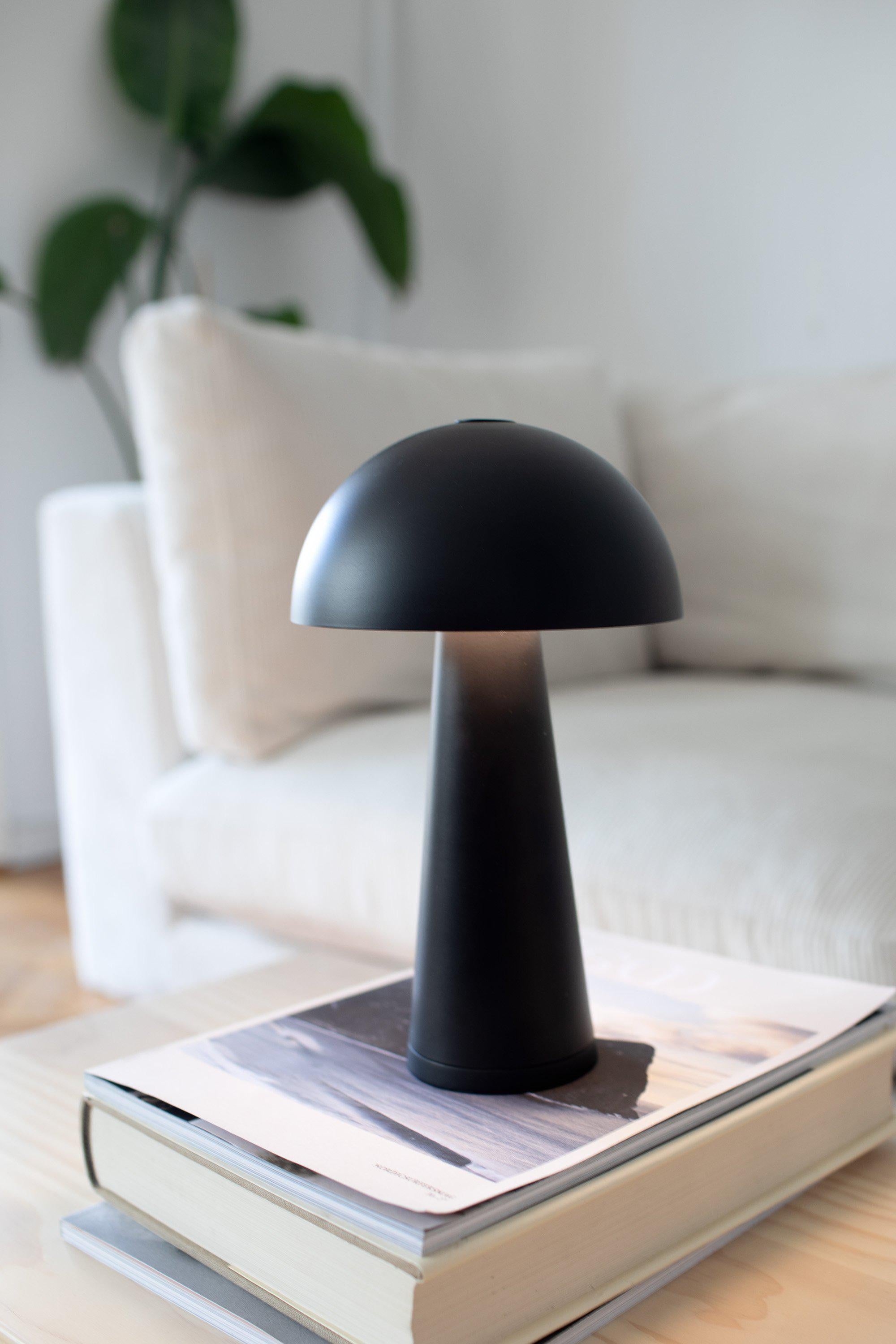FUNGI Rechargeable bordslampa Matt Black B/O